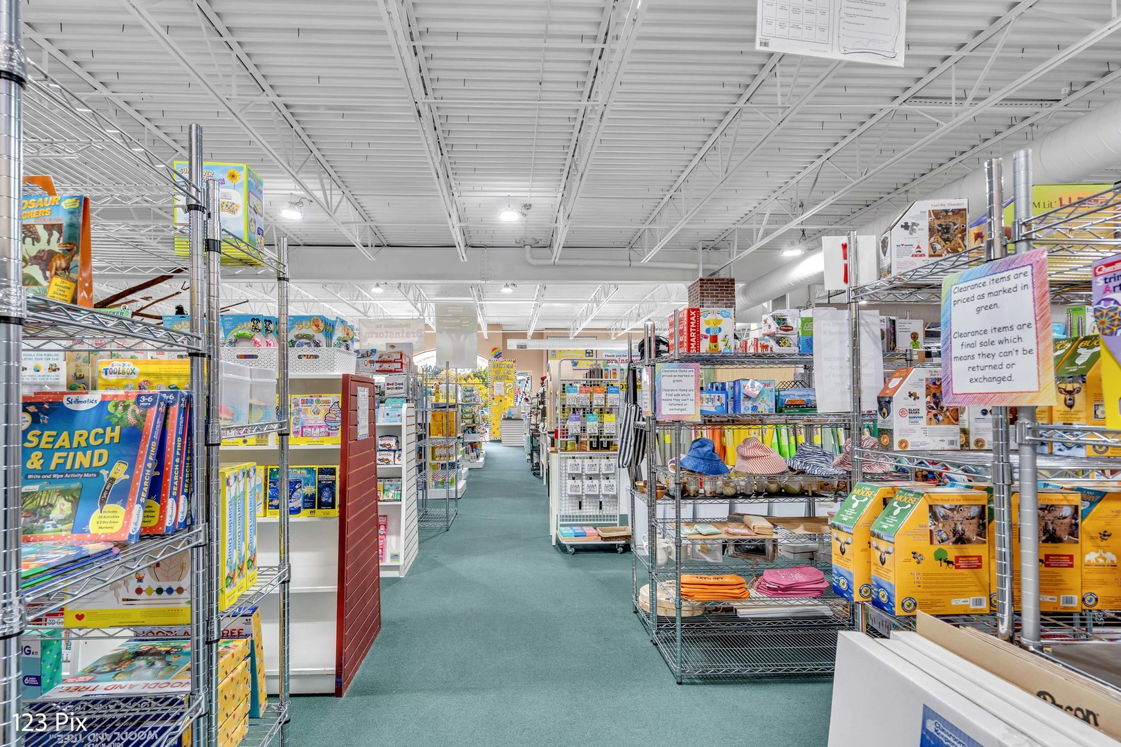 625 N Bridgeport Terrace