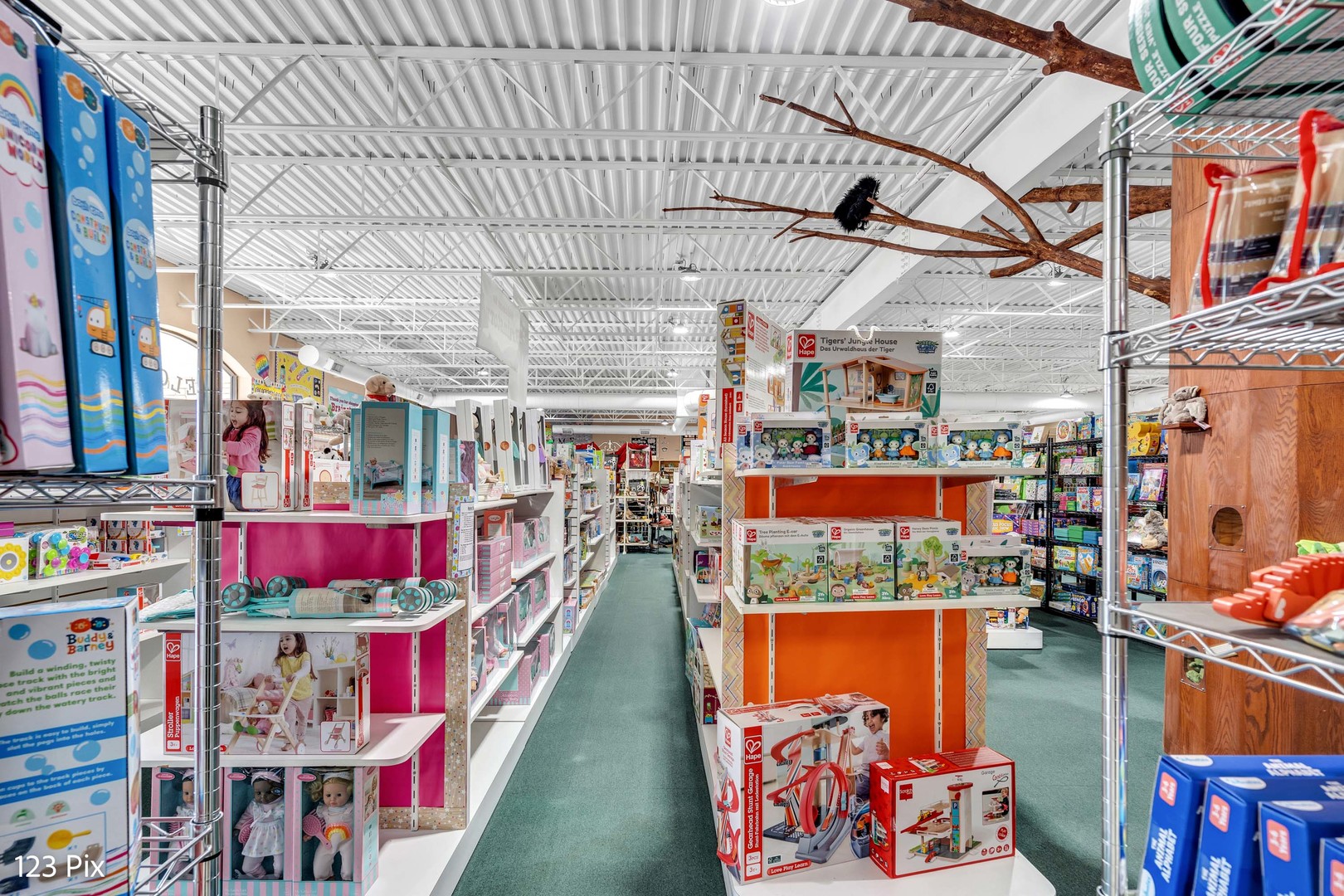 625 N Bridgeport Terrace