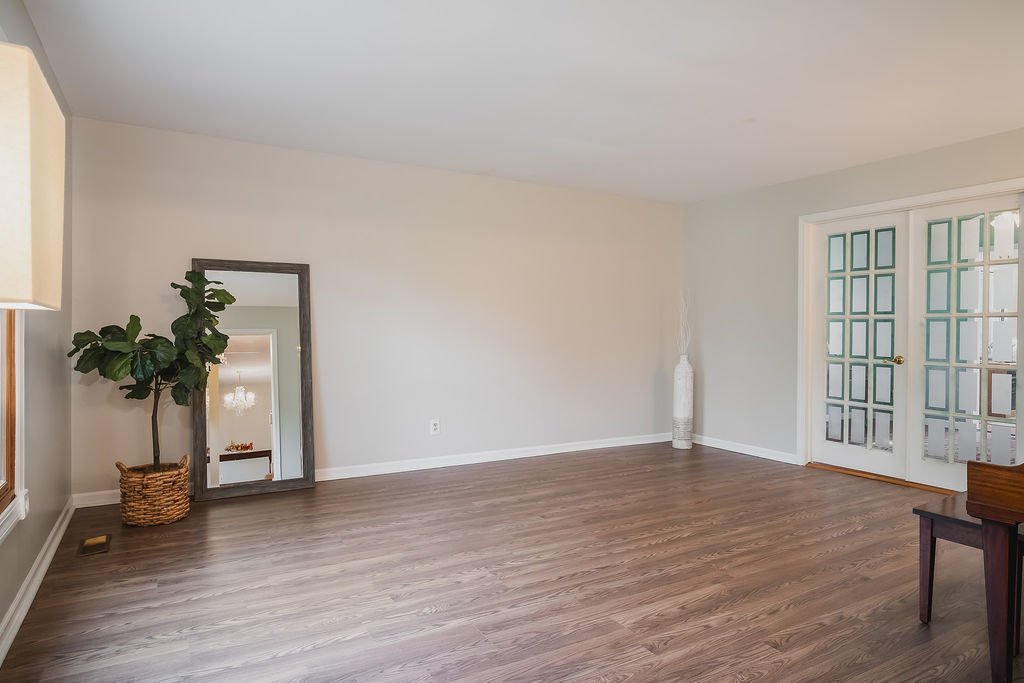 7021 Foxfire Drive