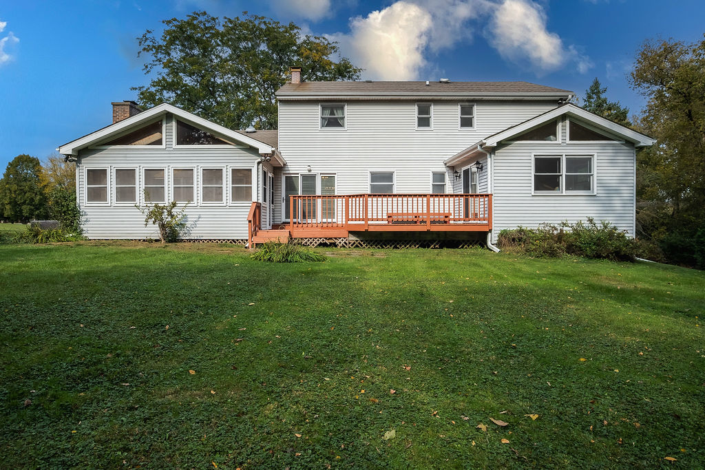 7021 Foxfire Drive