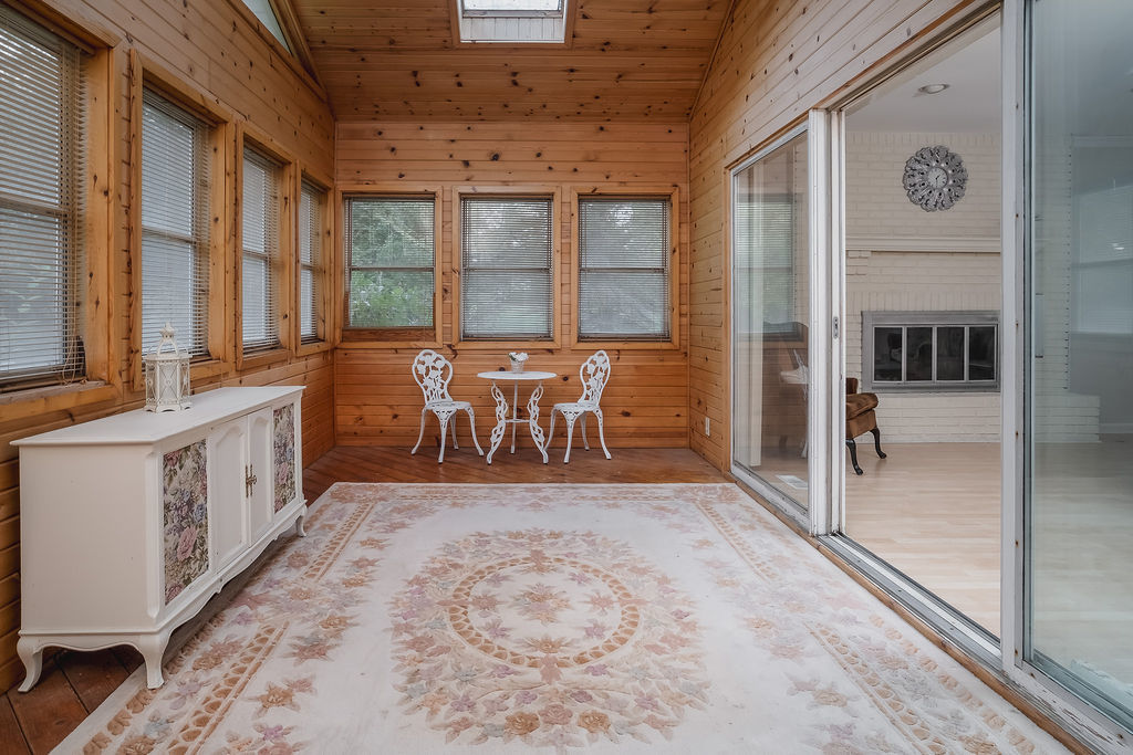 7021 Foxfire Drive