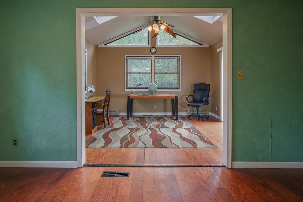 7021 Foxfire Drive