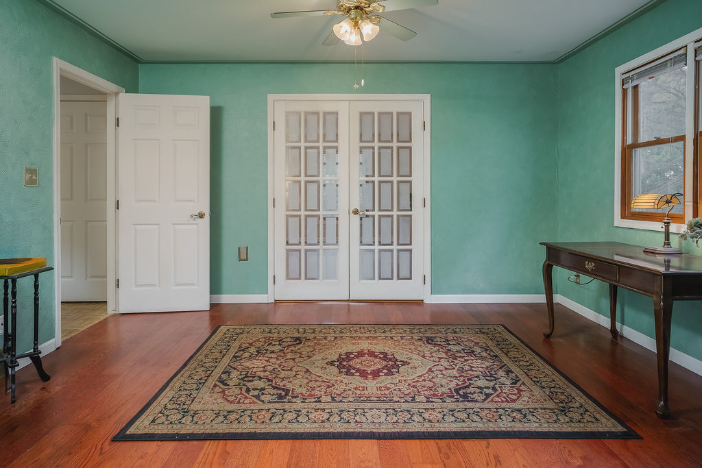 7021 Foxfire Drive