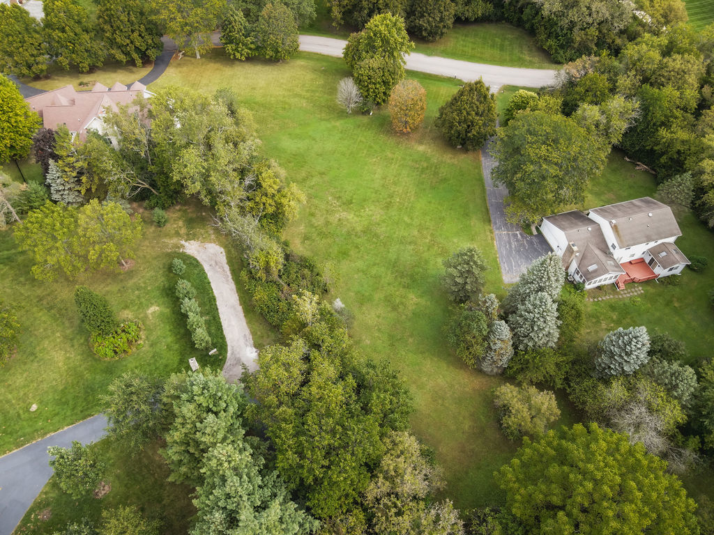 7021 Foxfire Drive