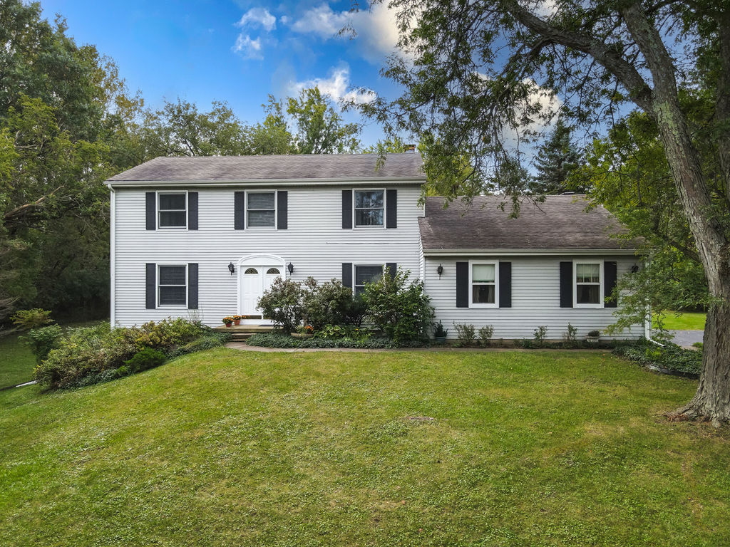 7021 Foxfire Drive