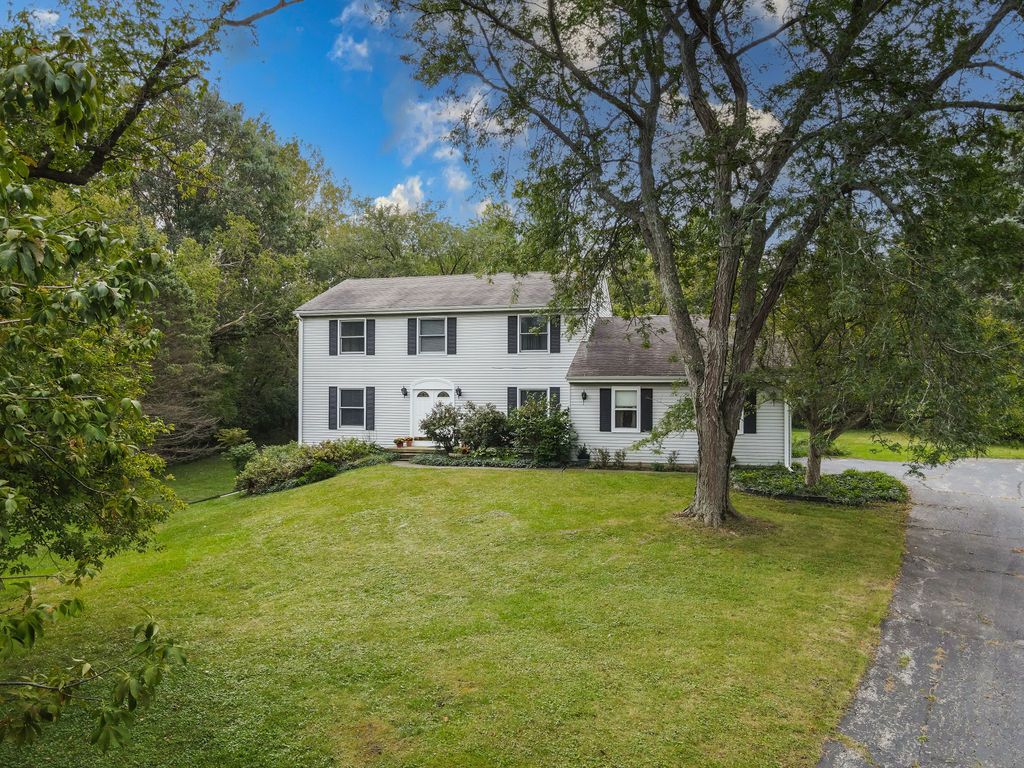 7021 Foxfire Drive