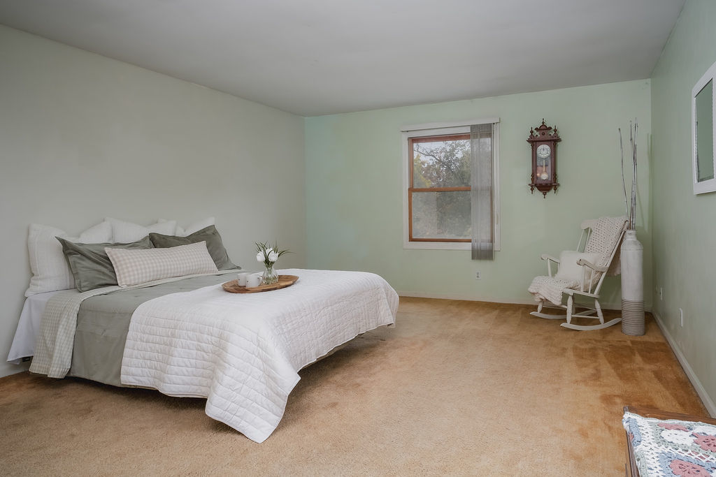 7021 Foxfire Drive