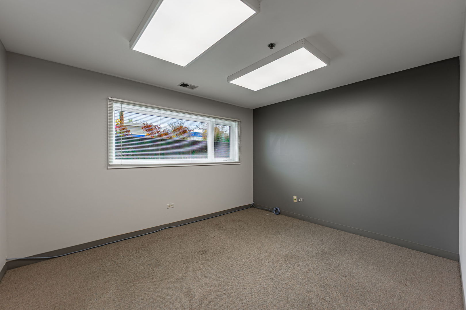 200 N Northwest Highway Unit: 101