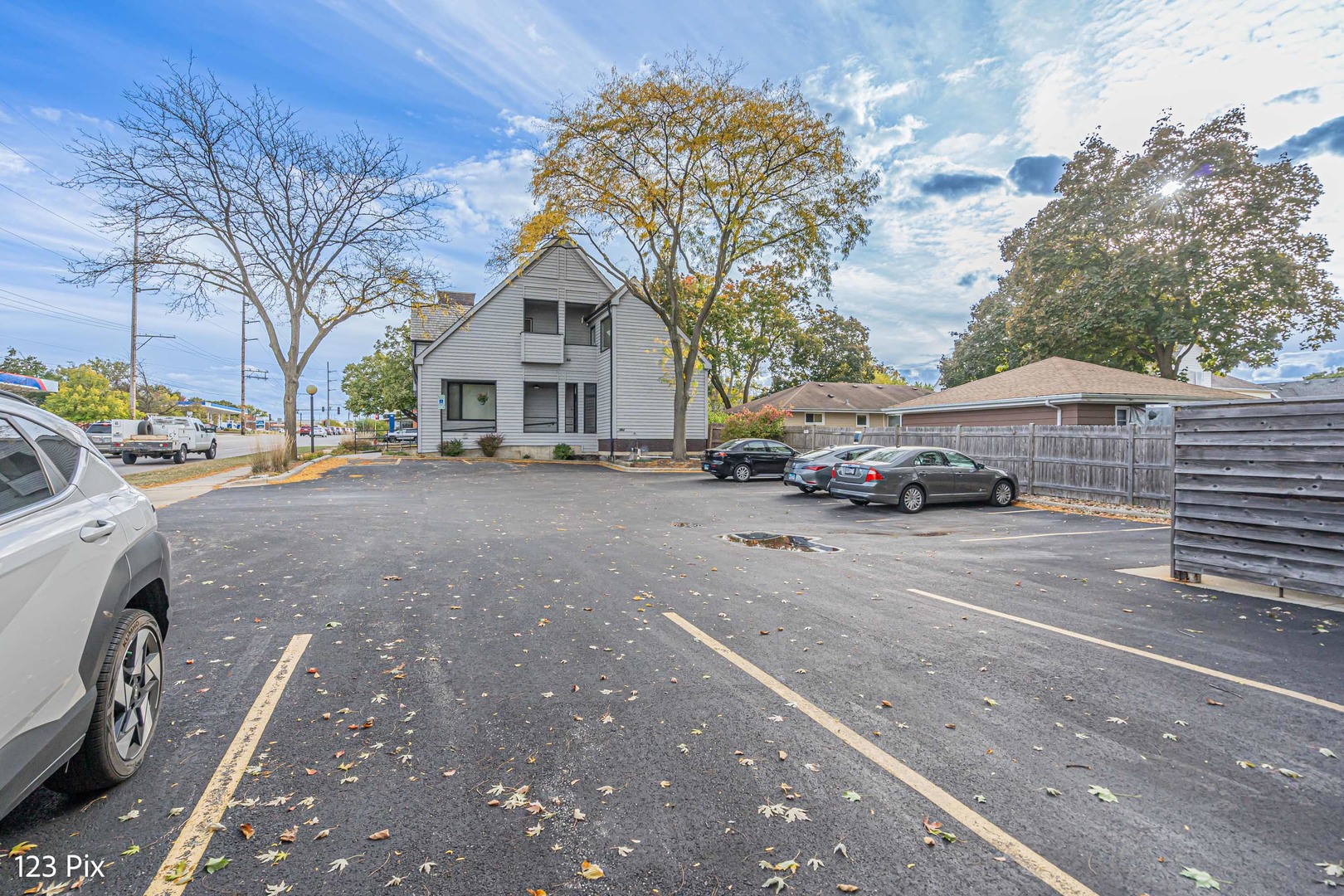 200 N Northwest Highway Unit: 101