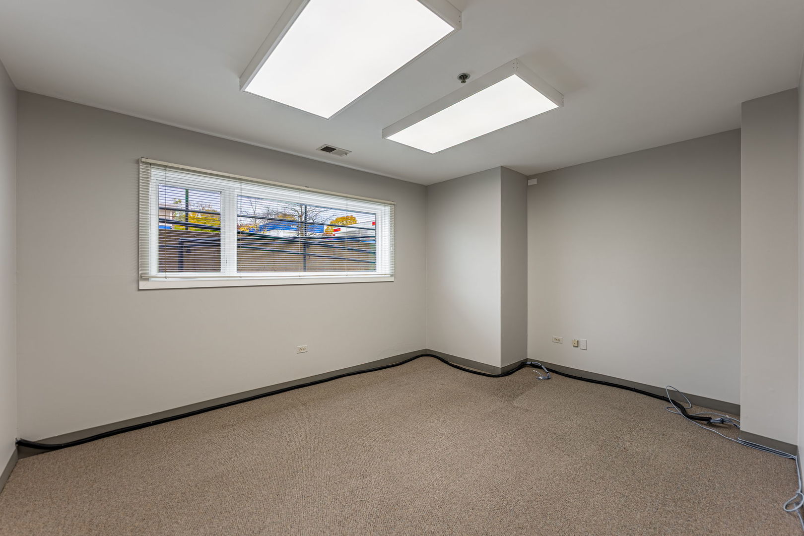 200 N Northwest Highway Unit: 101