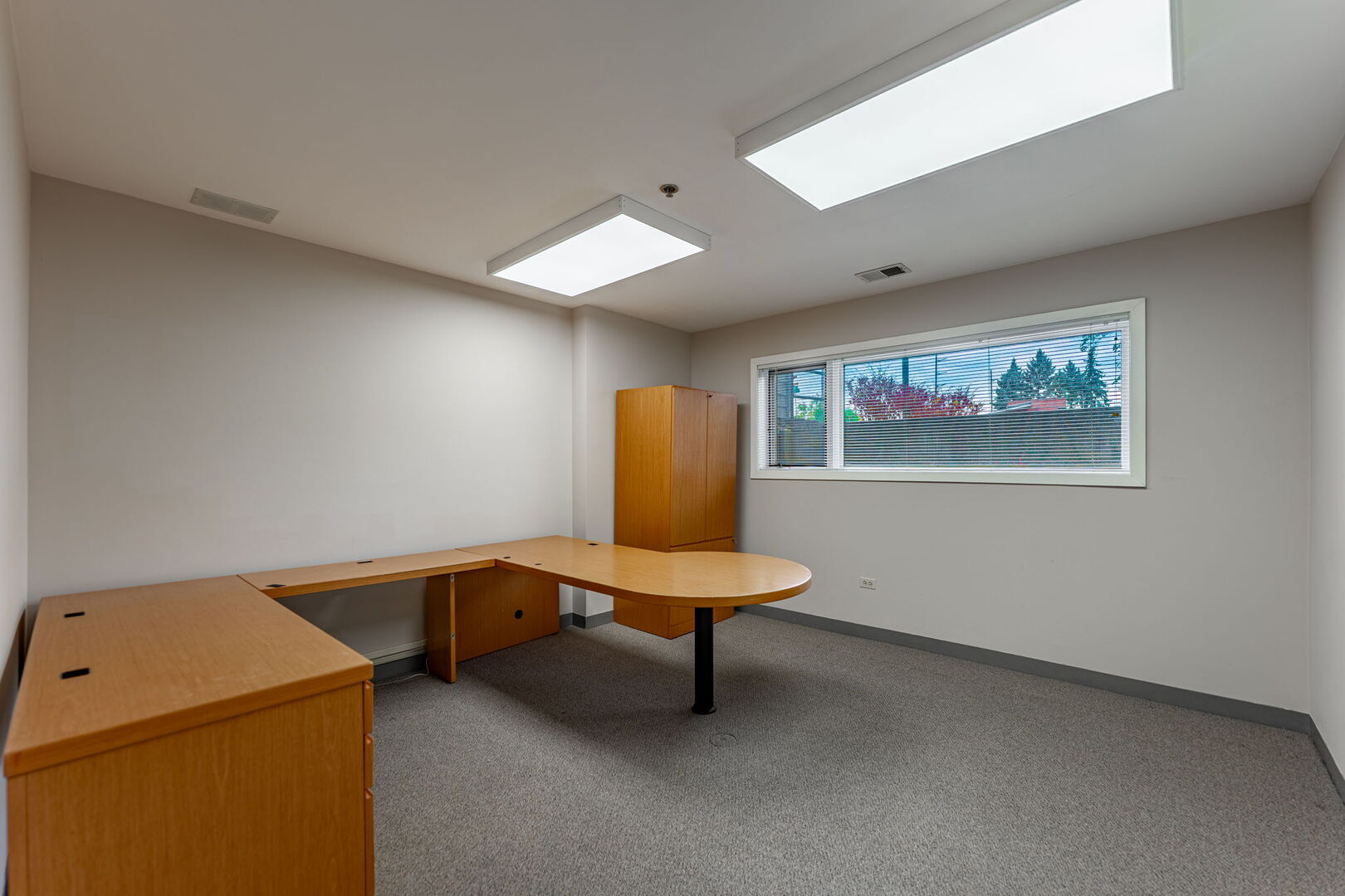 200 N Northwest Highway Unit: 100