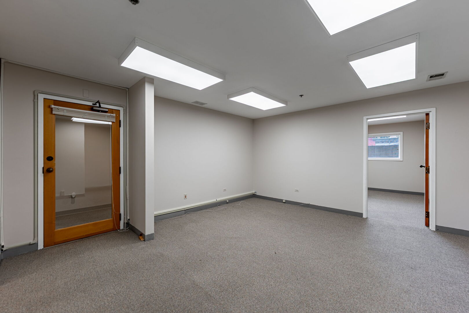 200 N Northwest Highway Unit: 100