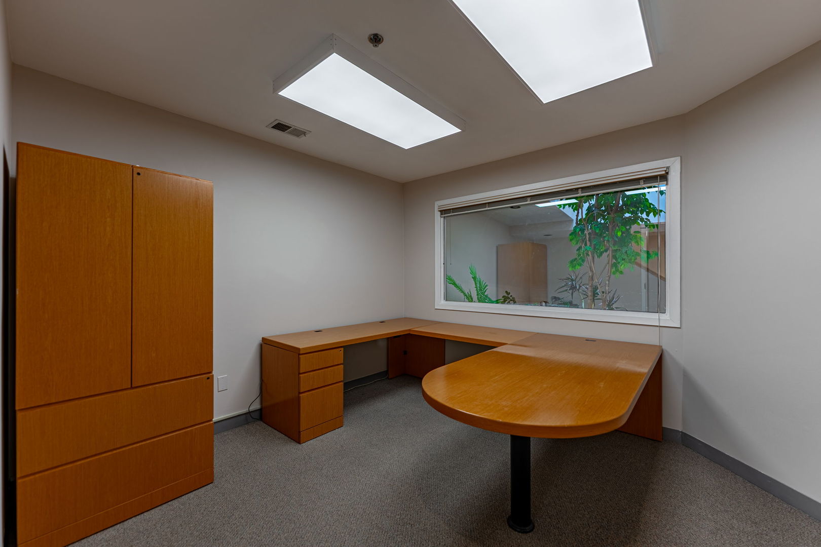 200 N Northwest Highway Unit: 100