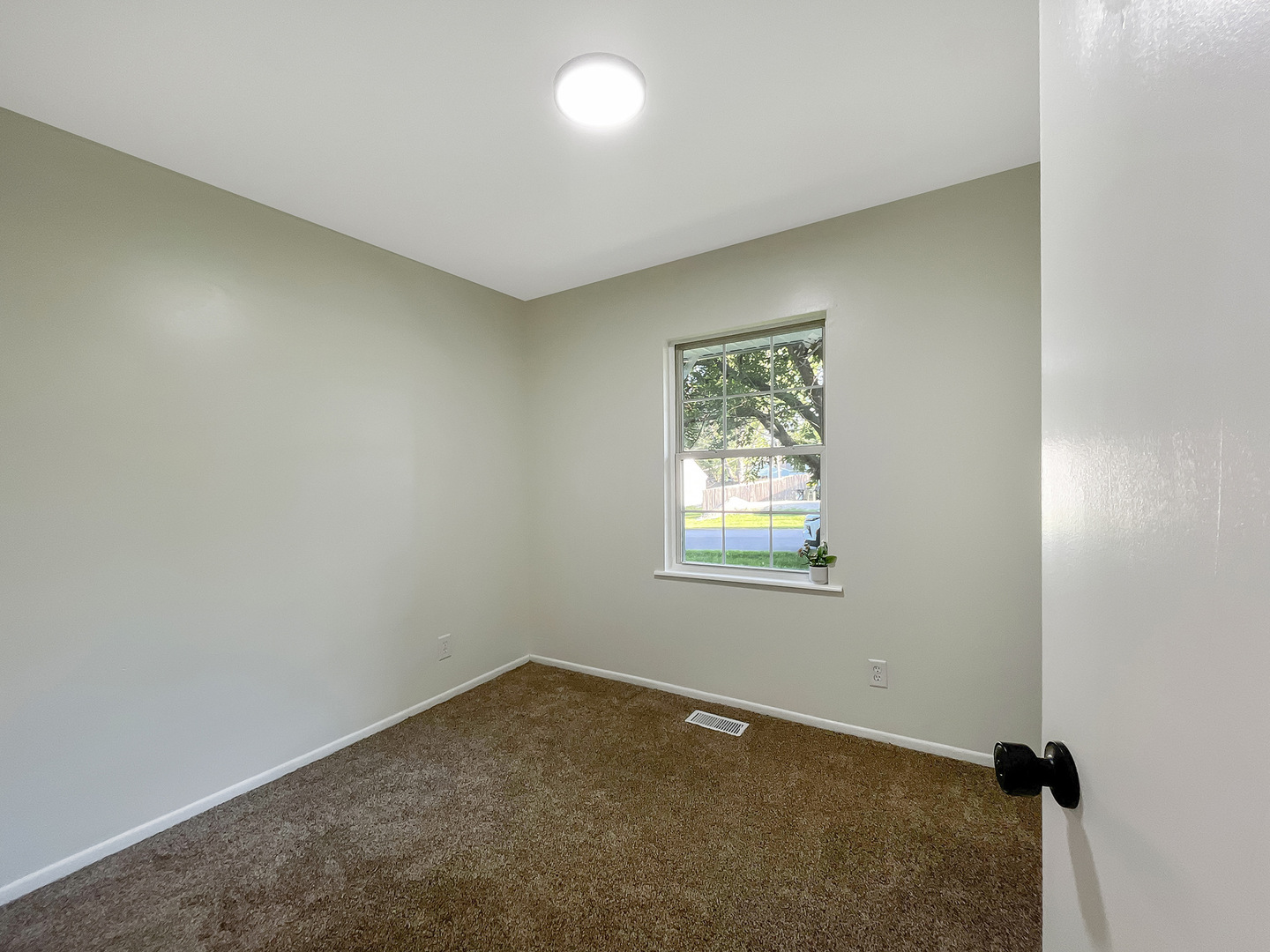 3208 Sunrise View Street