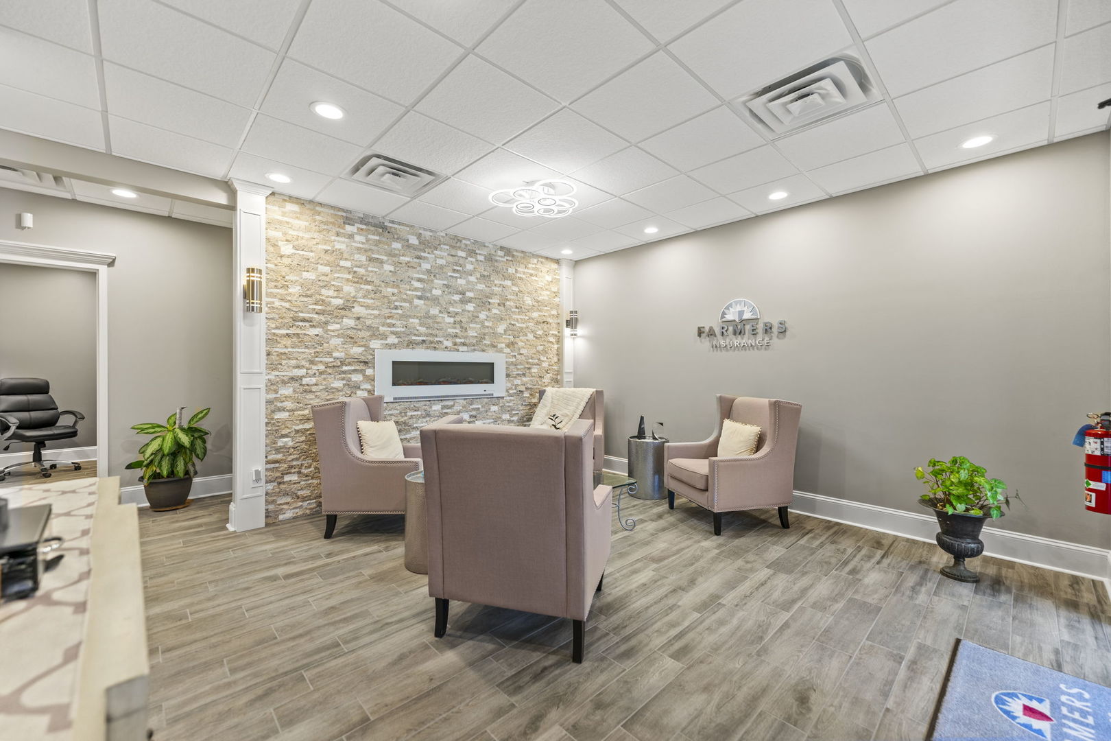 850 S Mchenry Avenue Unit: B