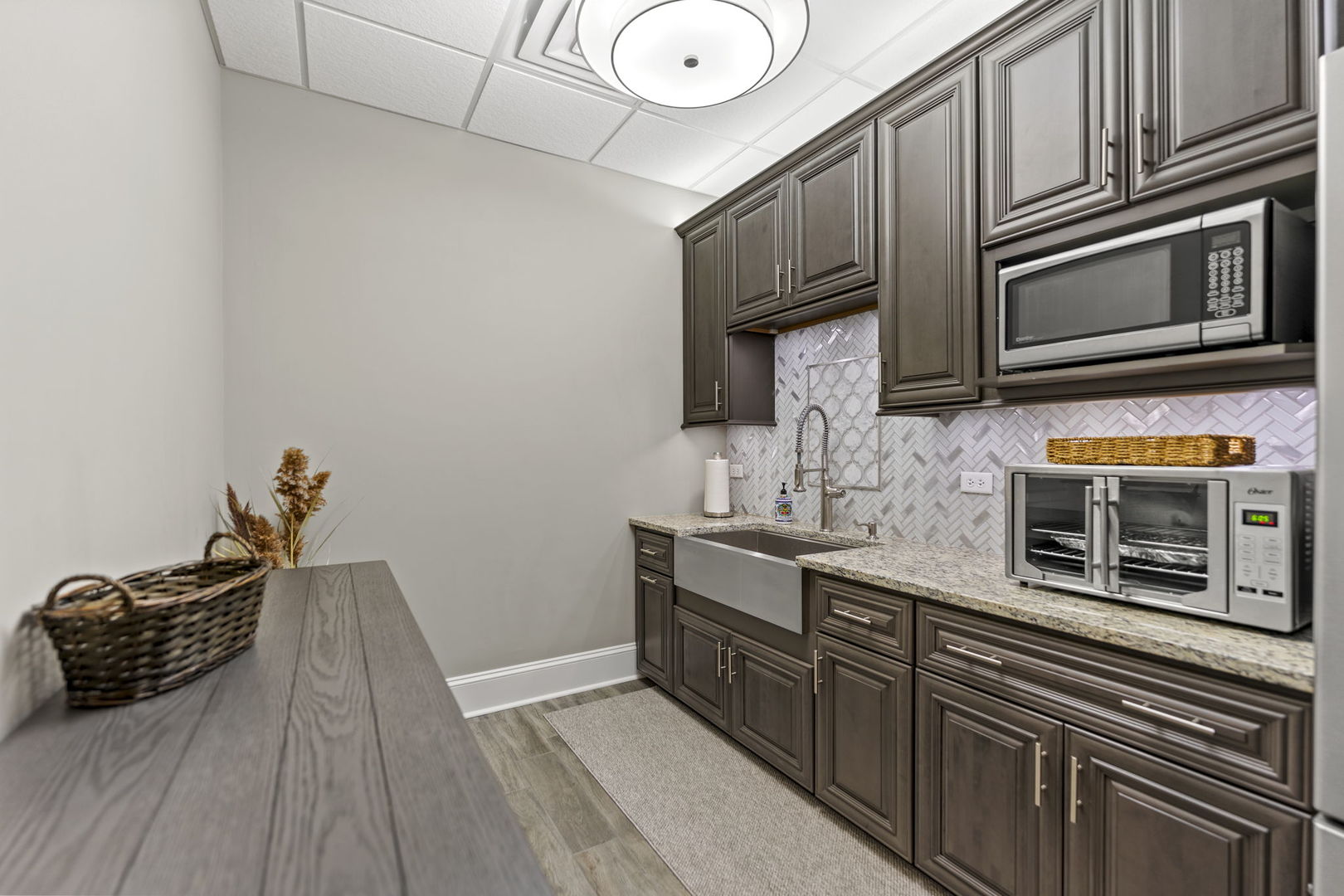 850 S Mchenry Avenue Unit: B