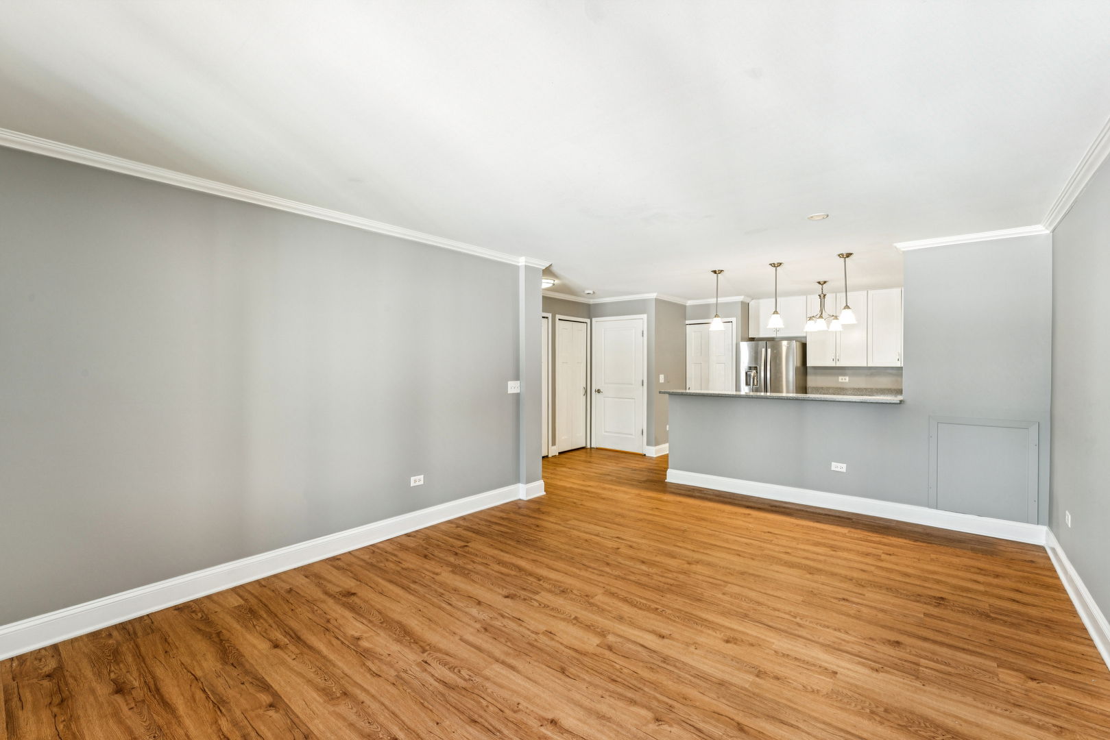 1613 Silverstone Drive Unit: 1613