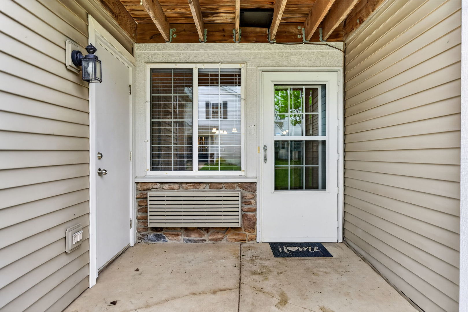 1613 Silverstone Drive Unit: 1613