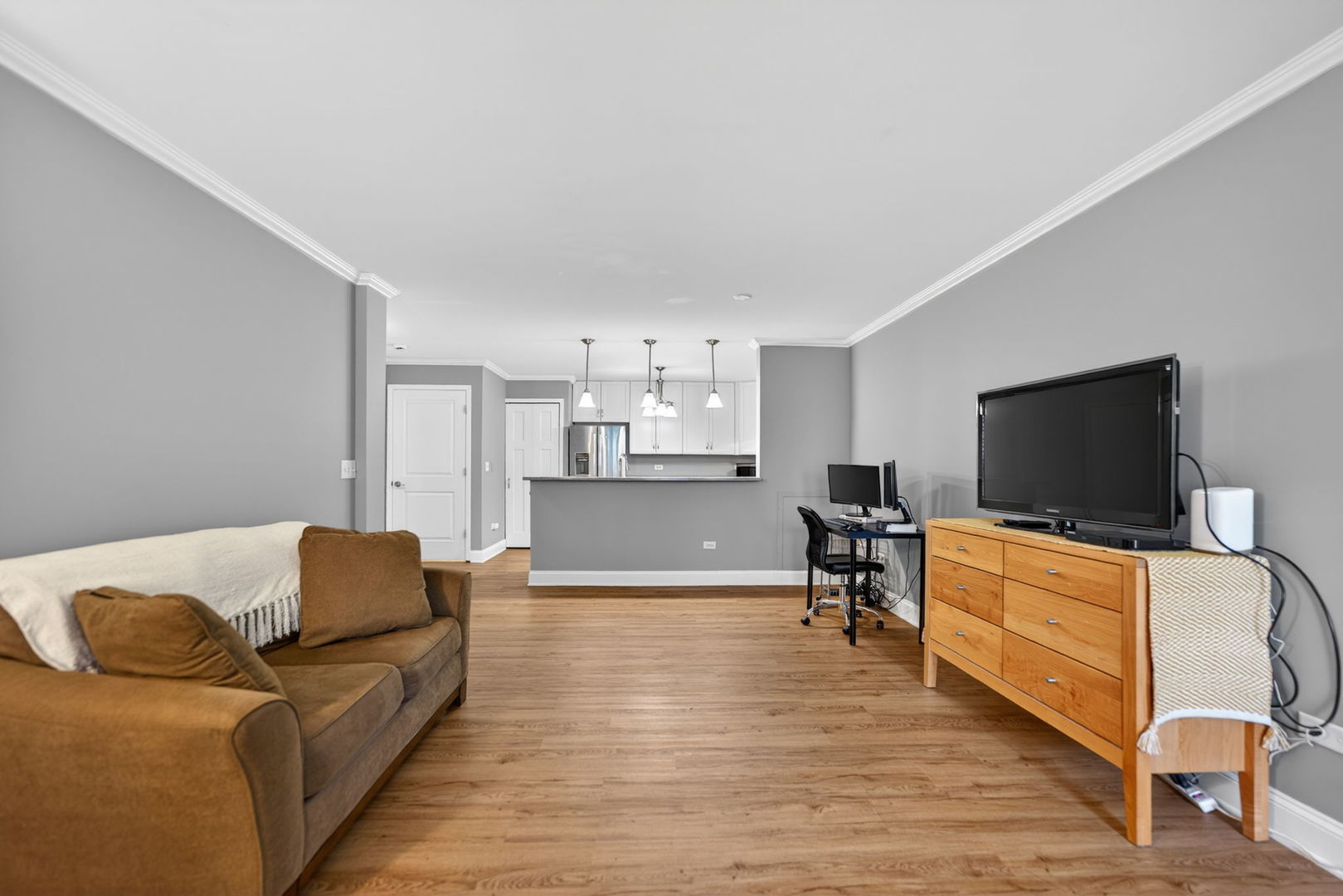 1613 Silverstone Drive Unit: 1613