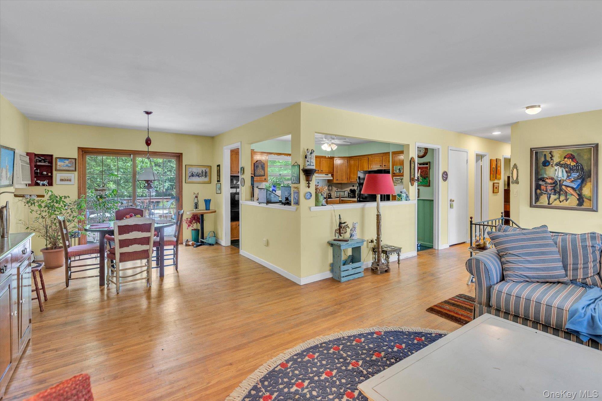 261 W Pulaski Road