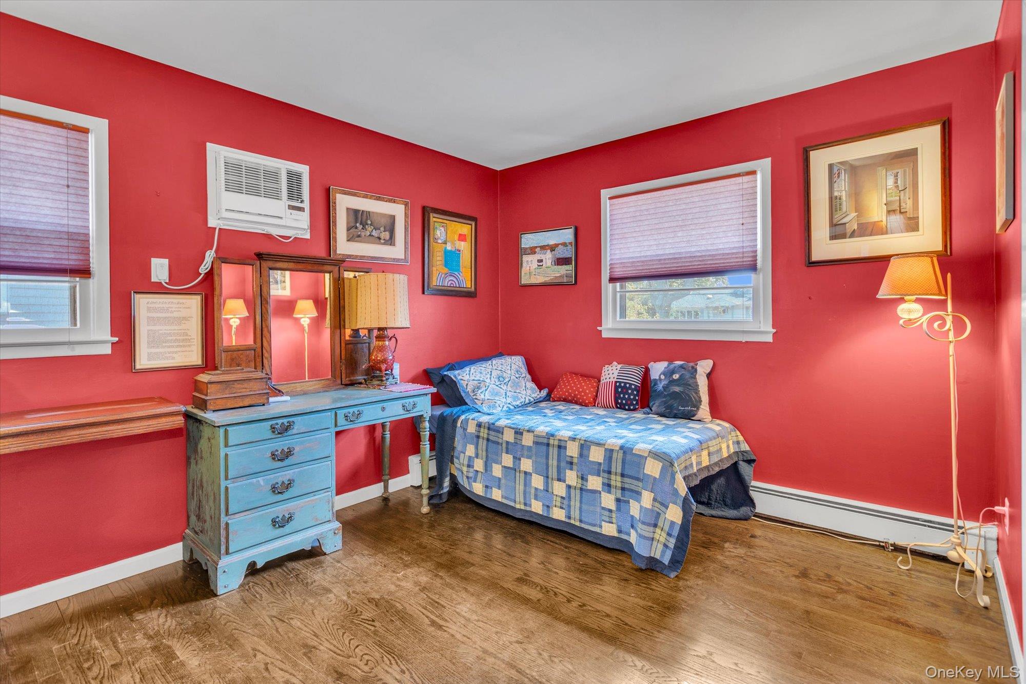 261 W Pulaski Road
