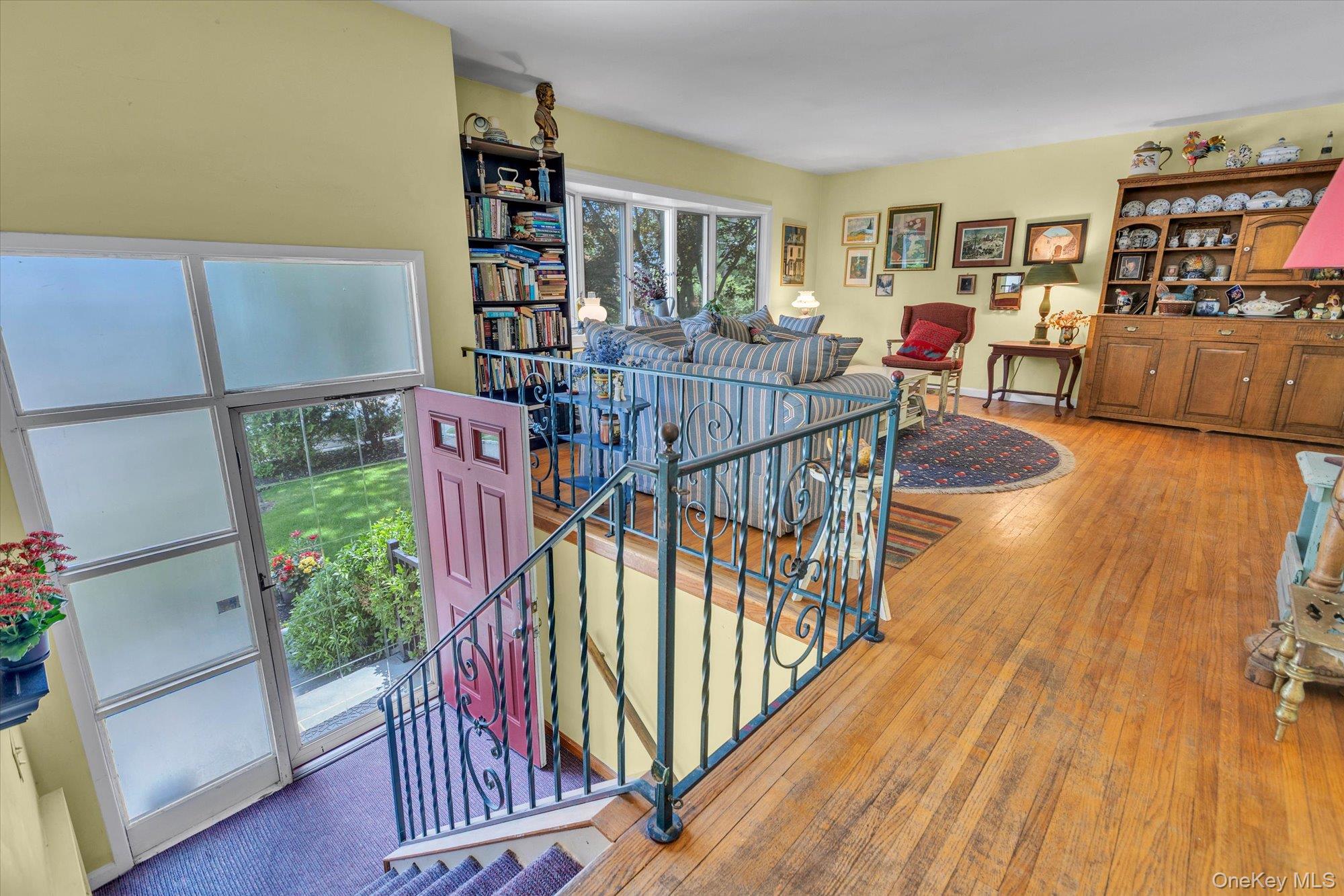 261 W Pulaski Road