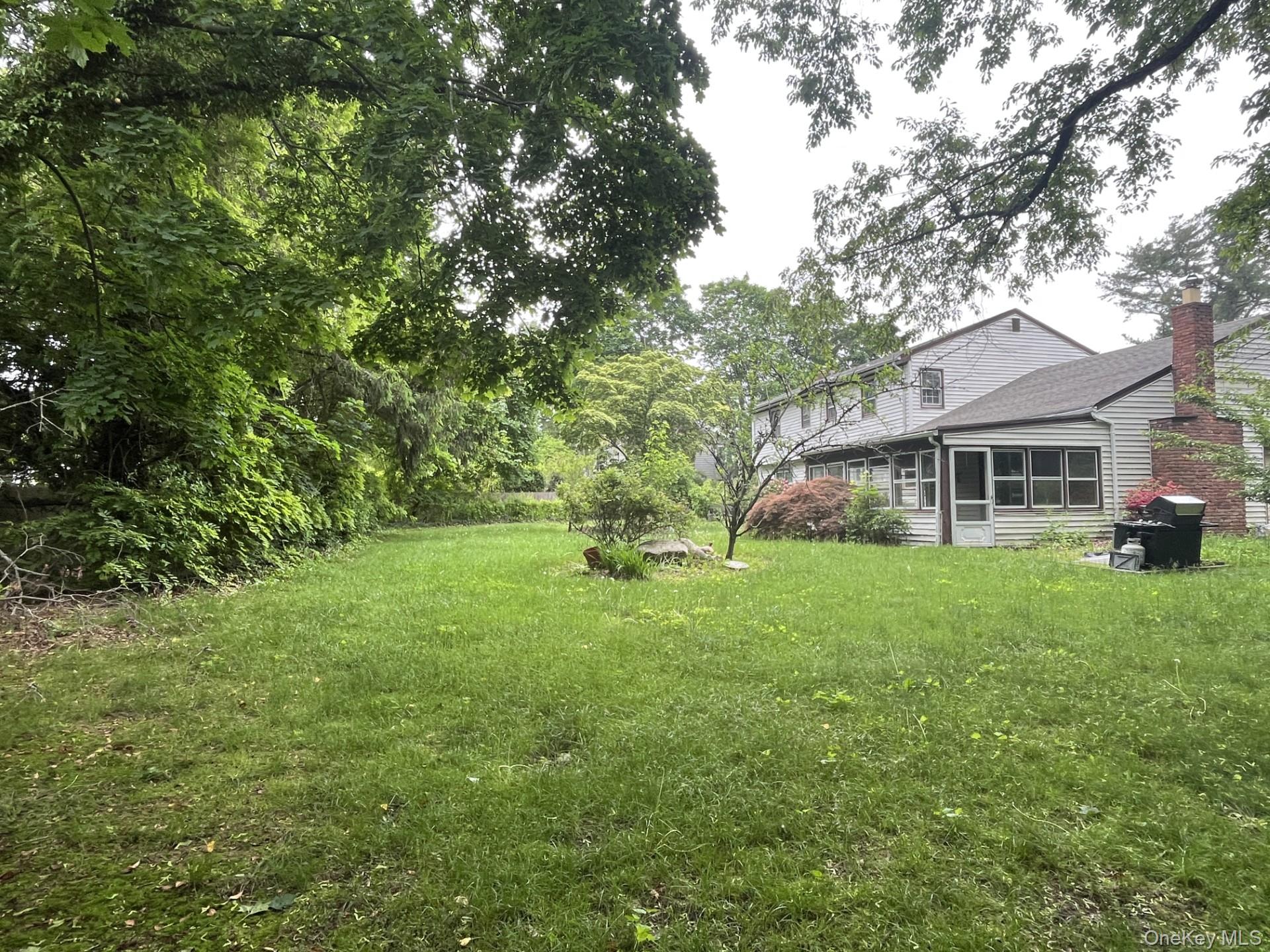 8 Bay Place