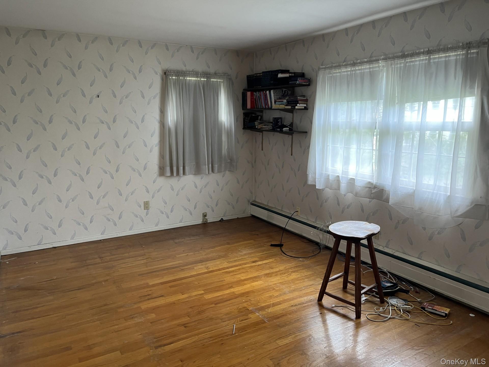 8 Bay Place