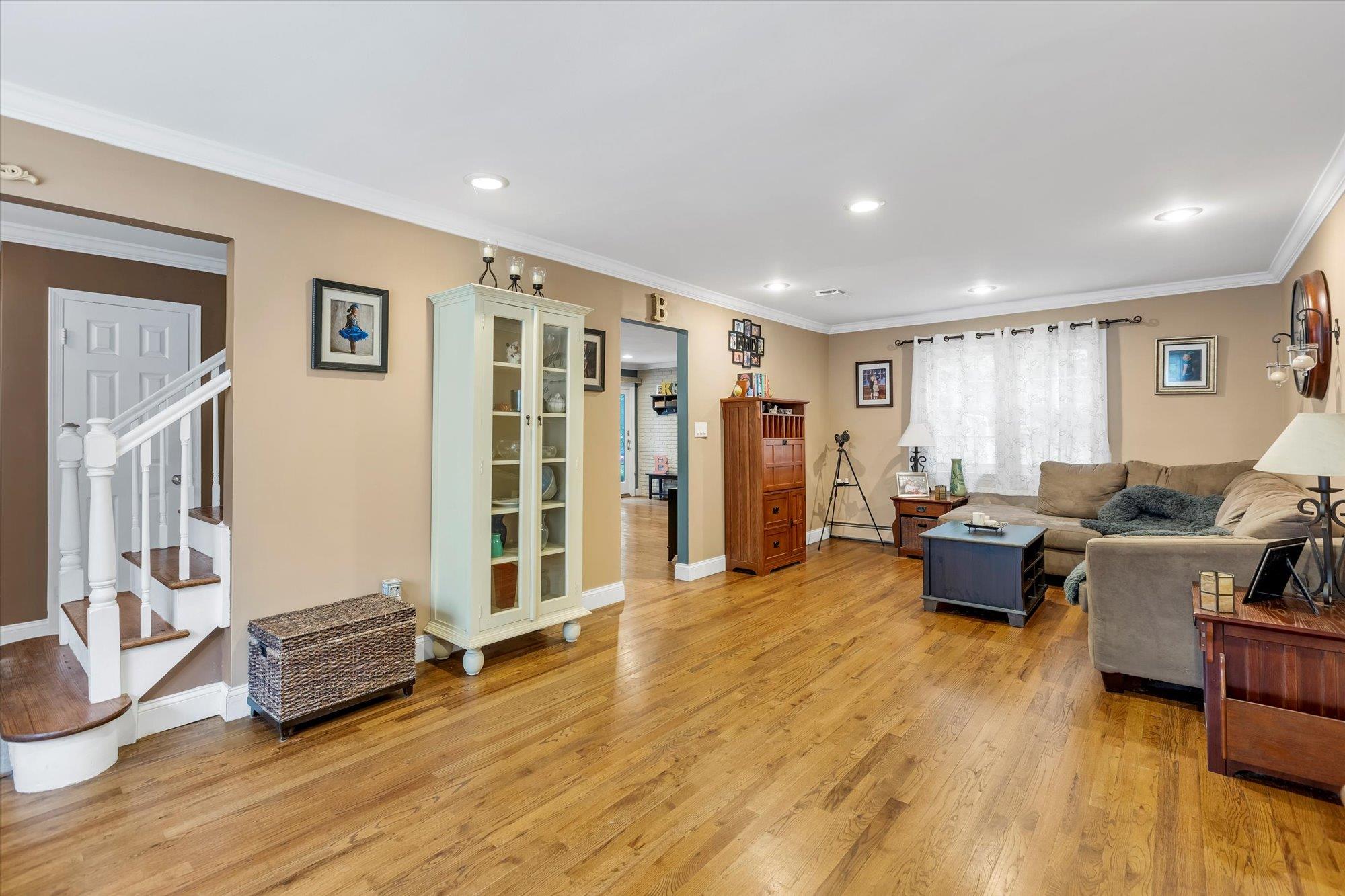 31A Nevinwood Place