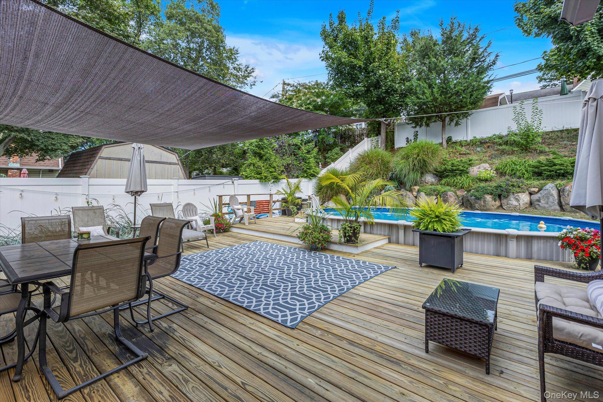 47 Ravenwood Drive