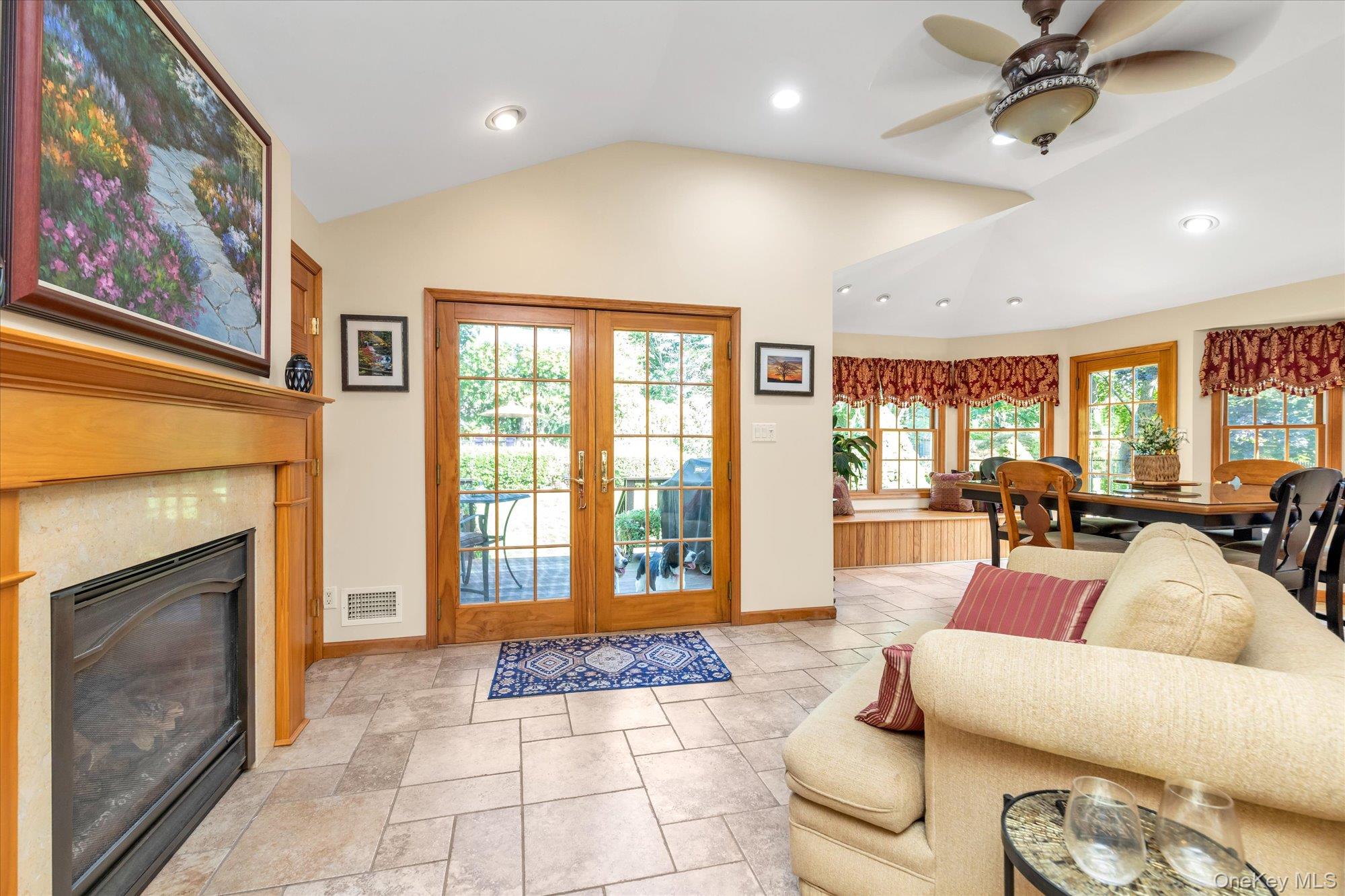 84 Lake Road