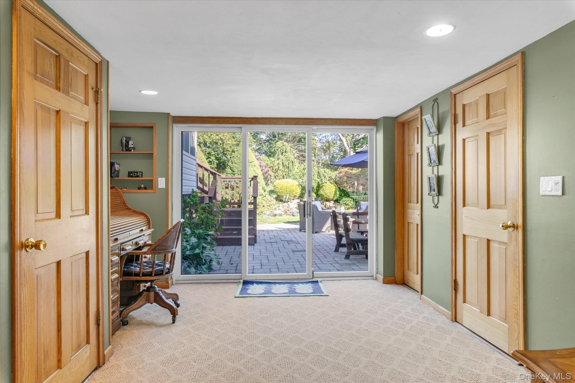 84 Lake Road
