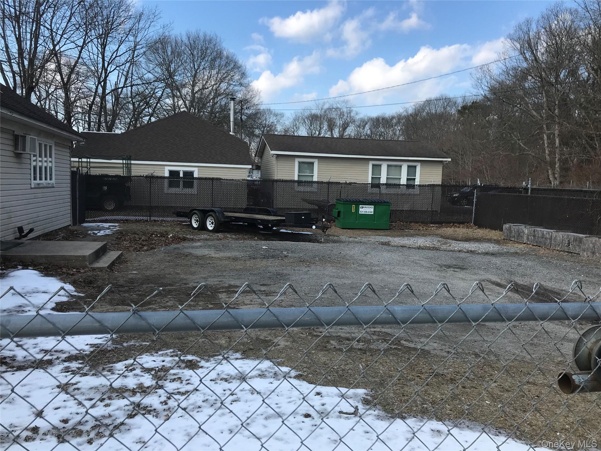 1115 Montauk Highway