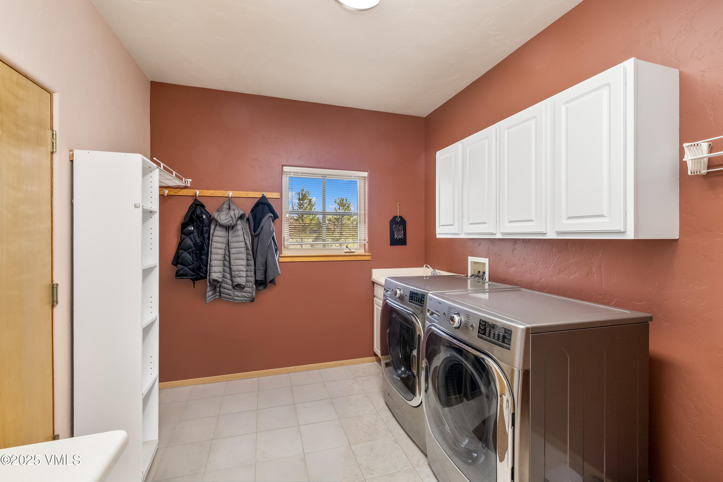 111 E Double Hitch Drive