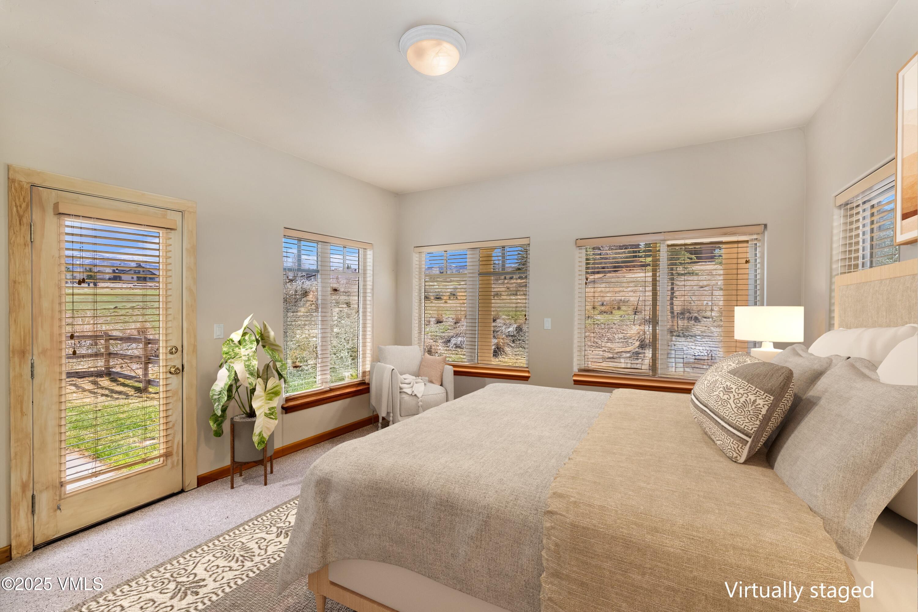 111 E Double Hitch Drive