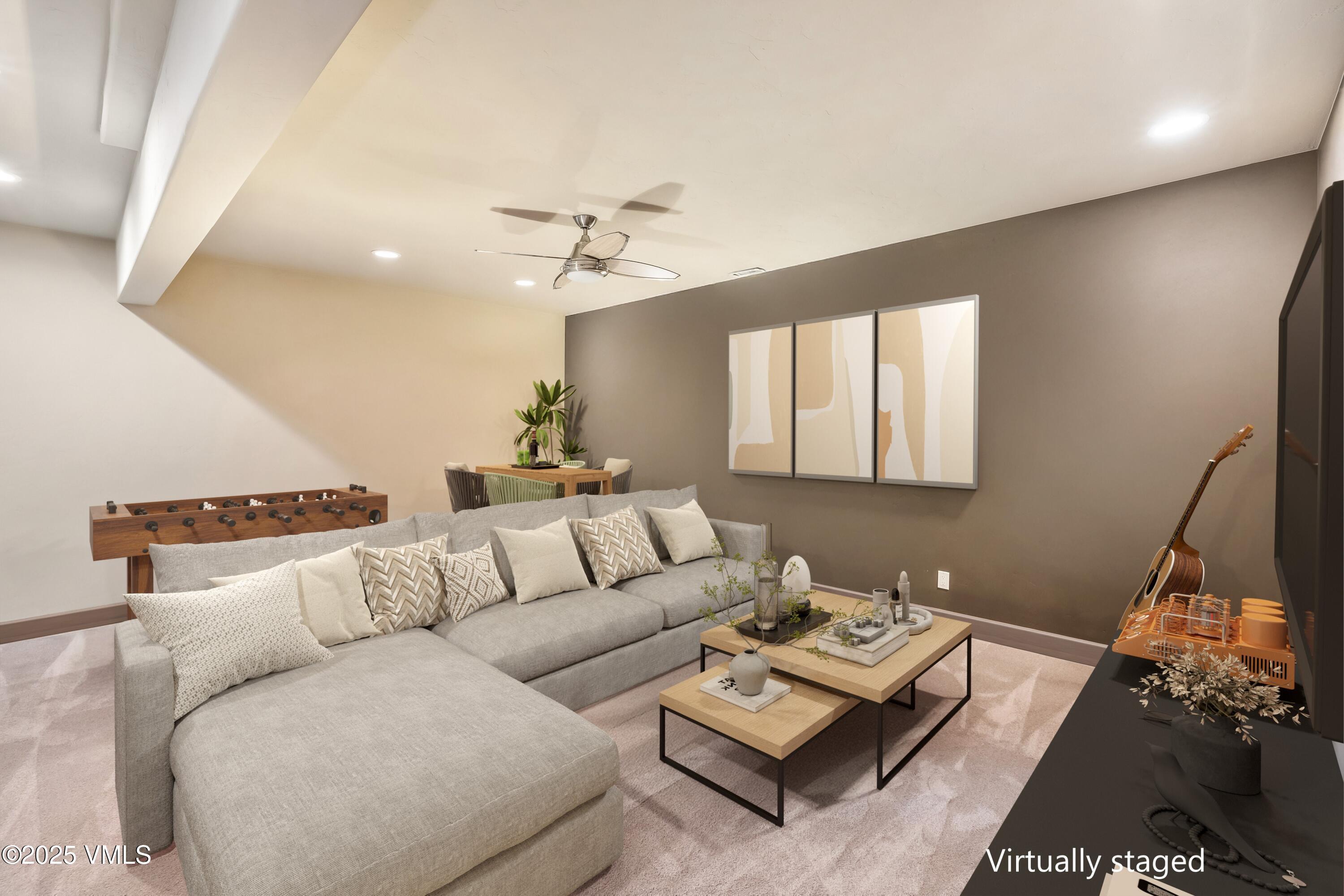 111 E Double Hitch Drive