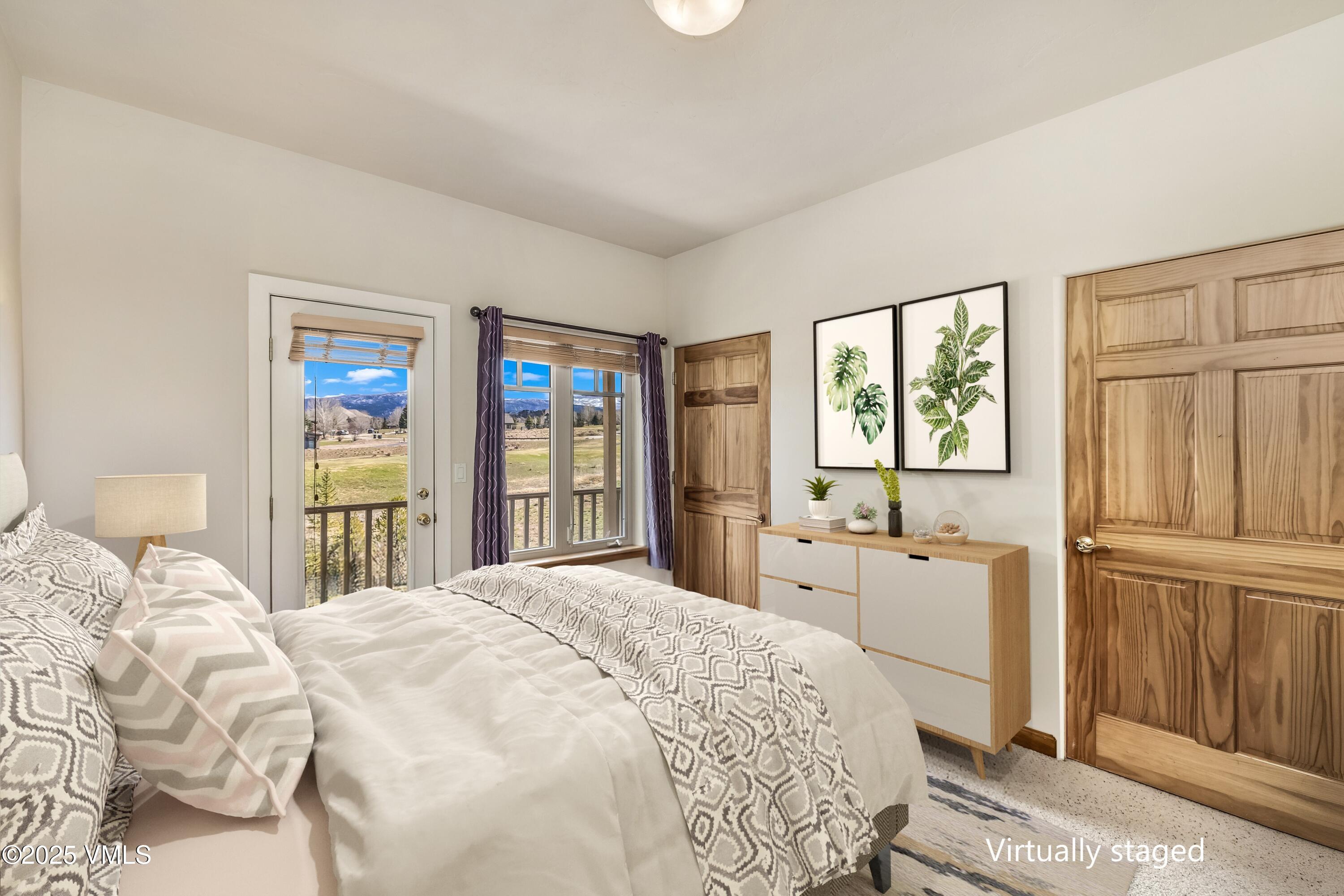 111 E Double Hitch Drive