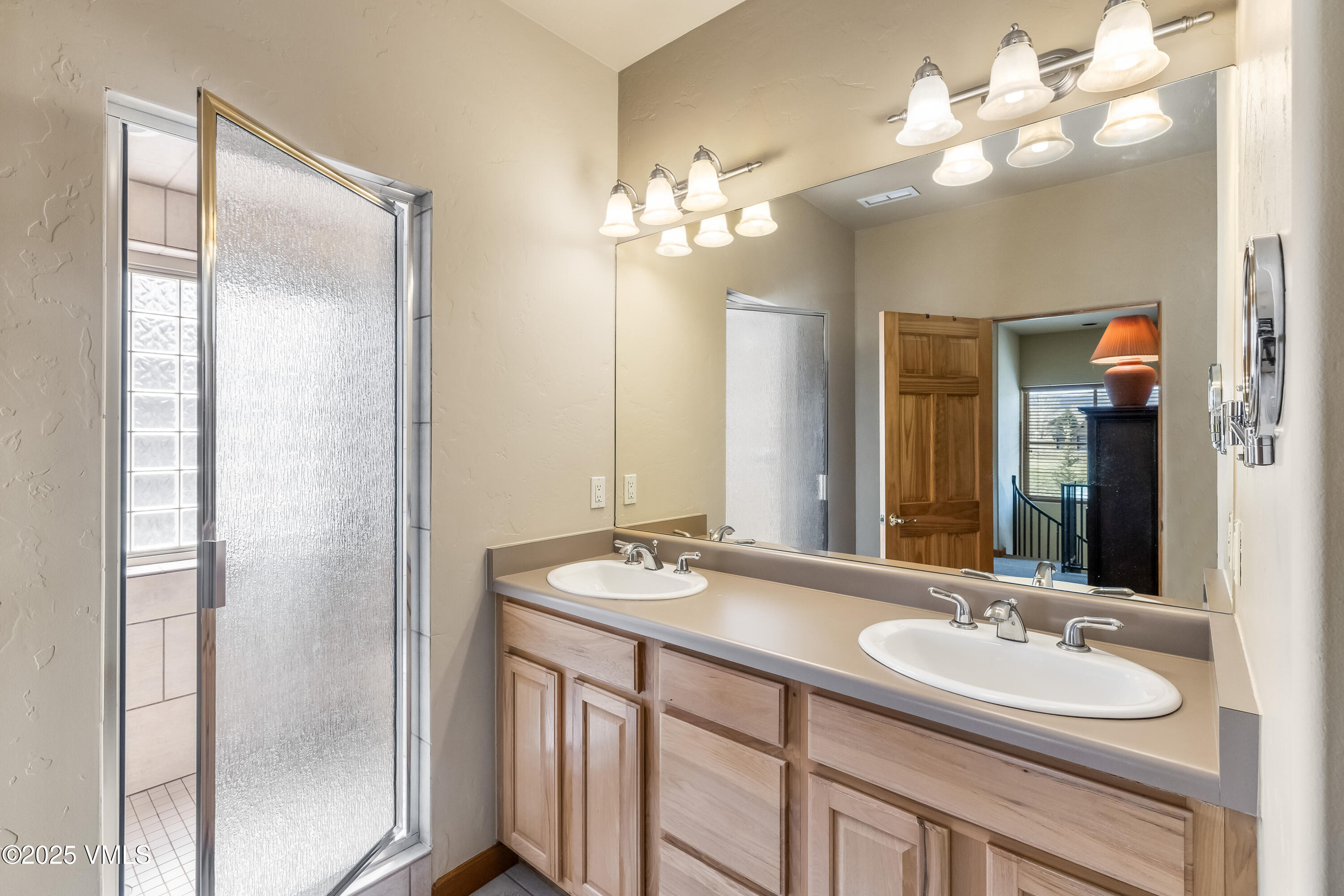 111 E Double Hitch Drive