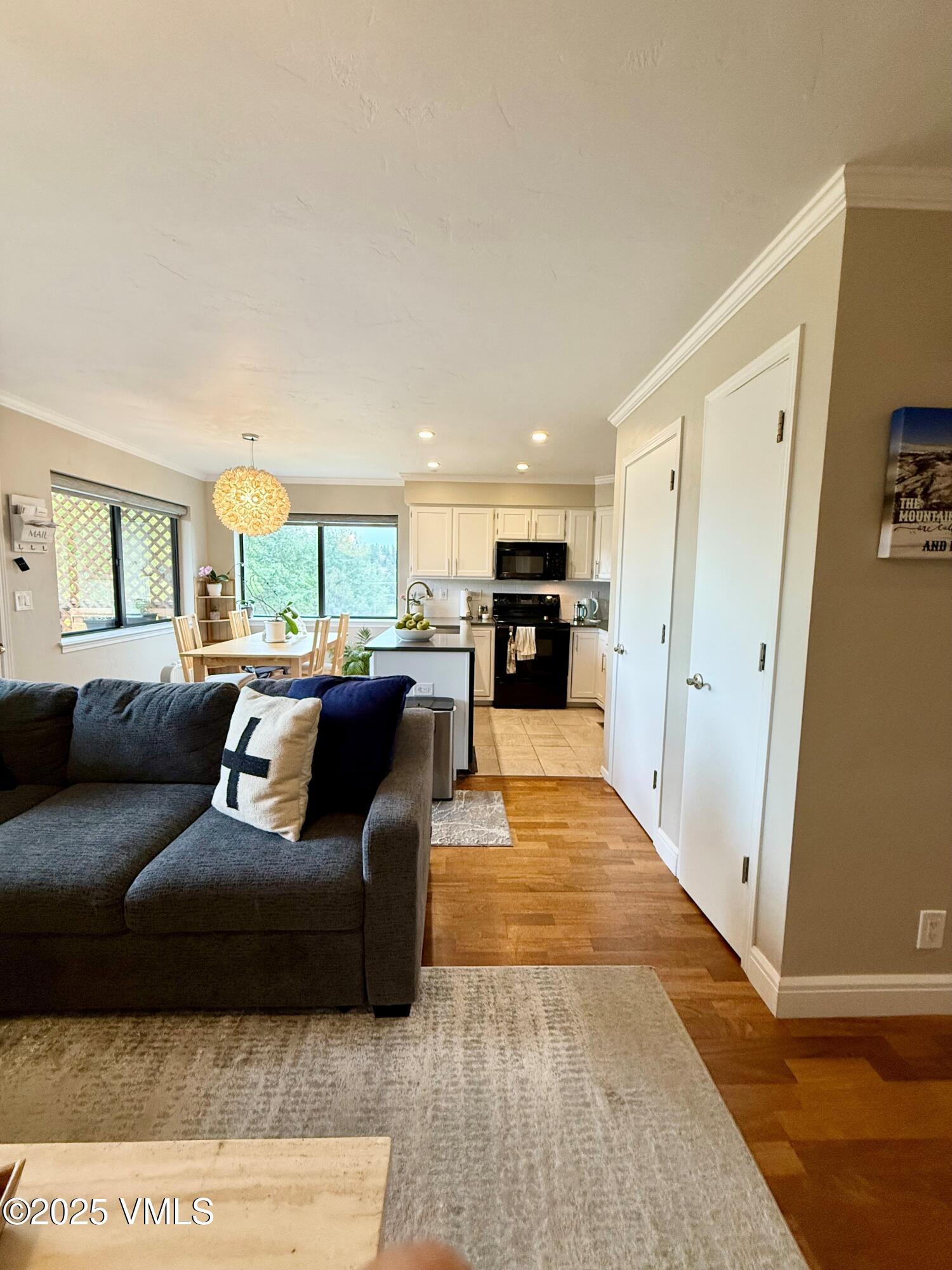 3008 Wildridge Road, B2