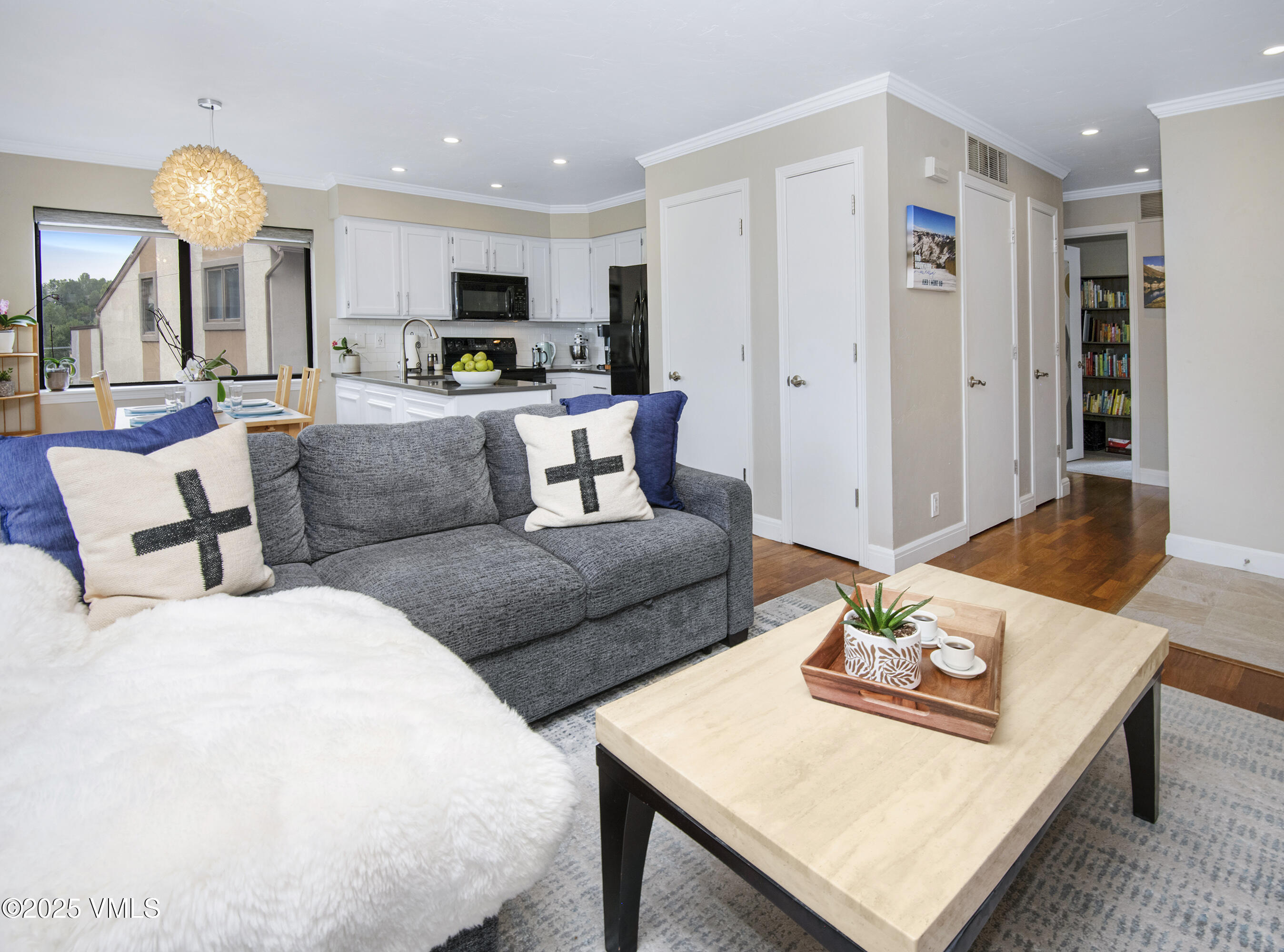 3008 Wildridge Road, B2