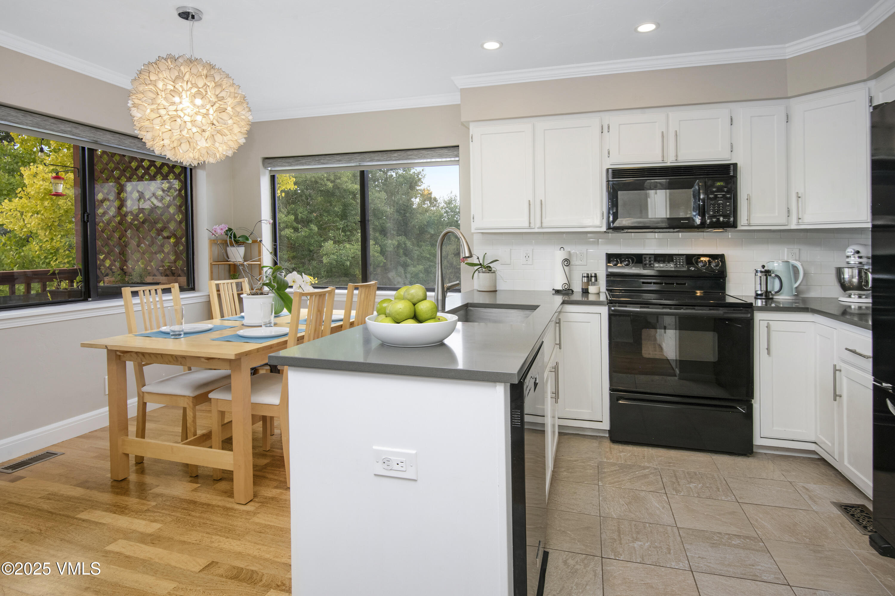 3008 Wildridge Road, B2