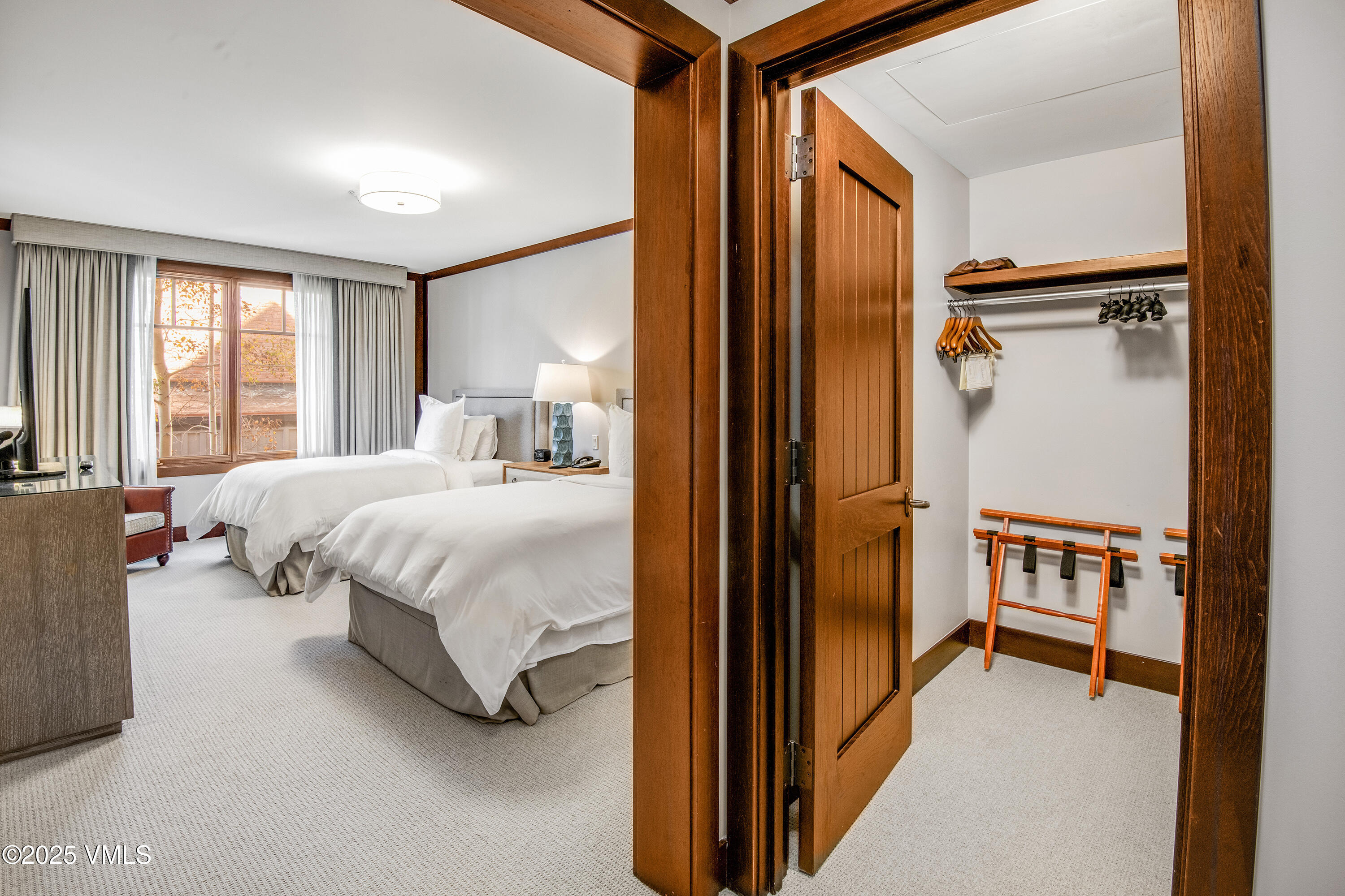 1 Vail Road Unit: 4103E