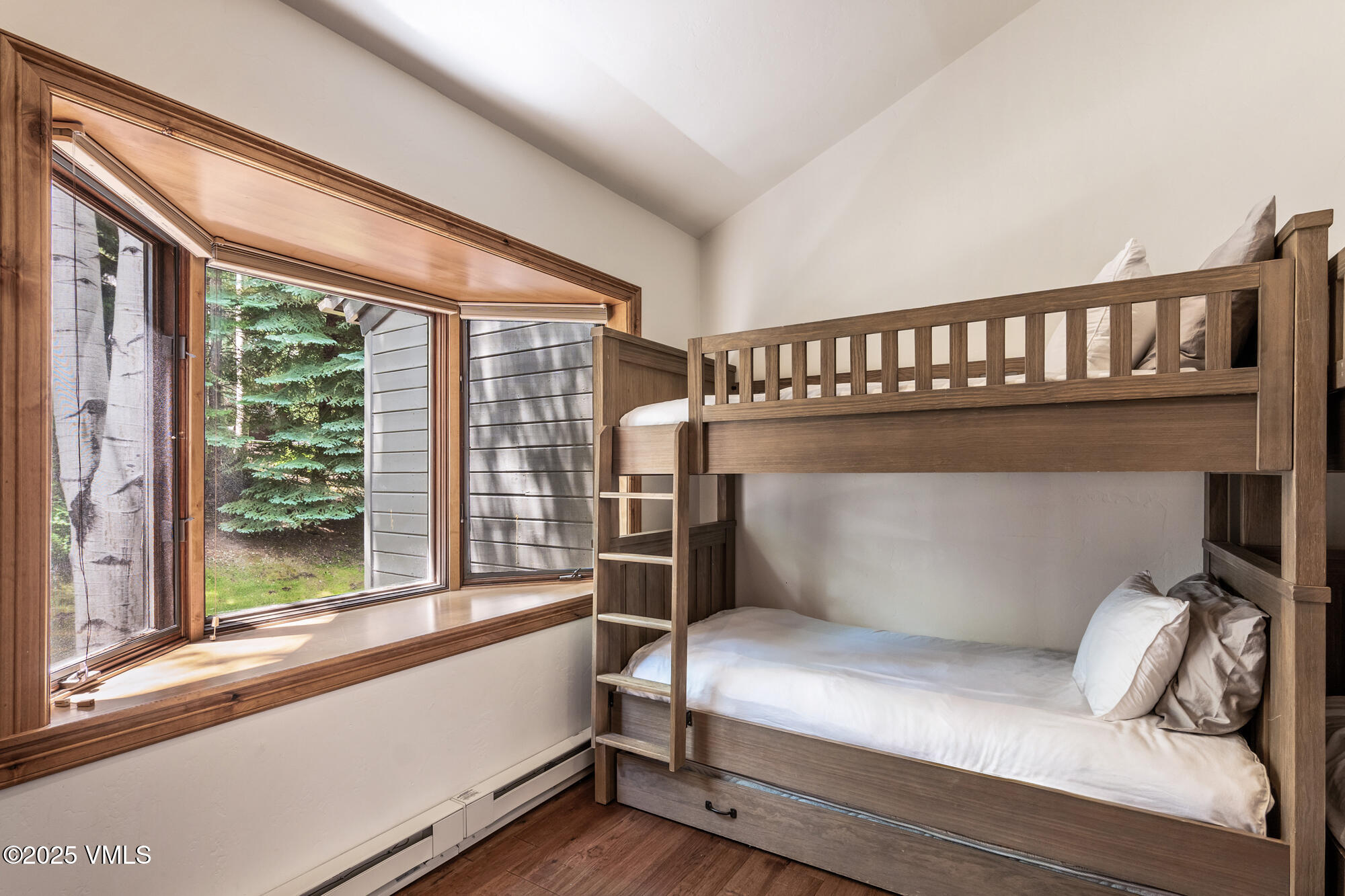 1635 Golf Terrace, 29