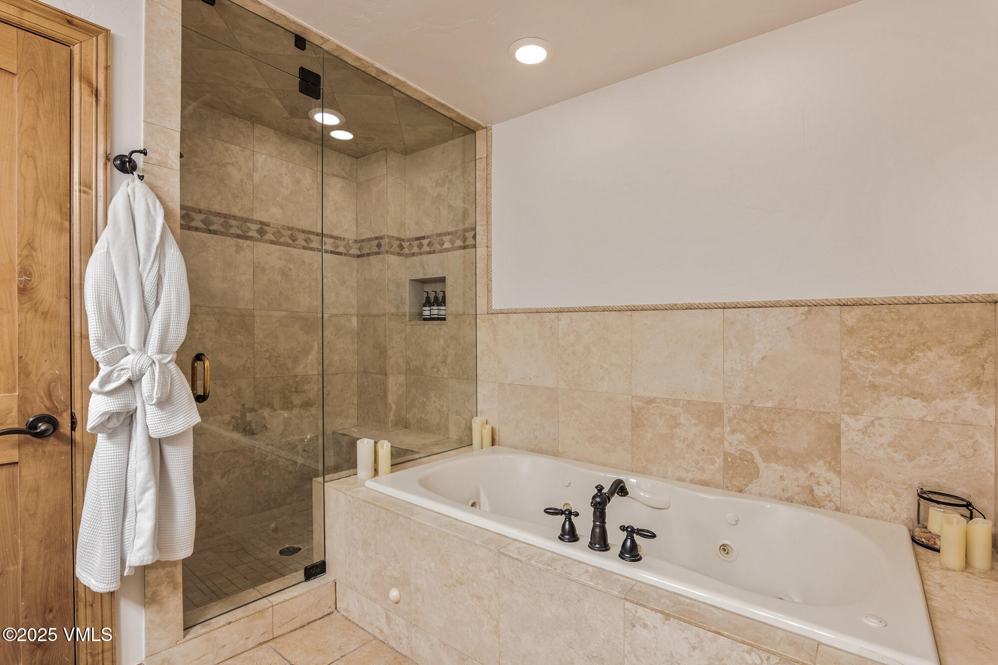 1635 Golf Terrace, 29