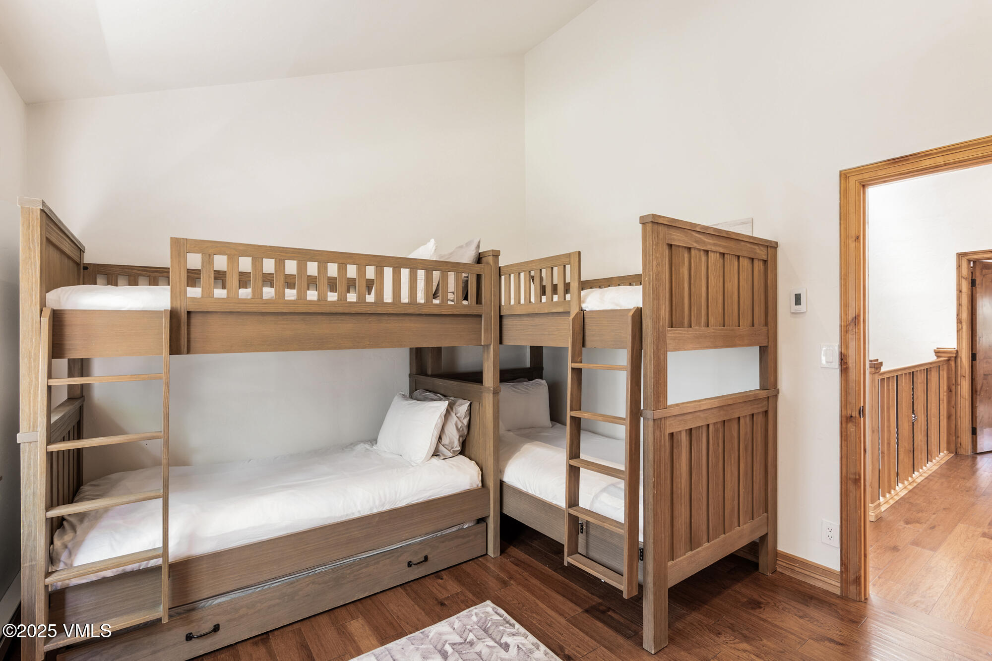 1635 Golf Terrace, 29