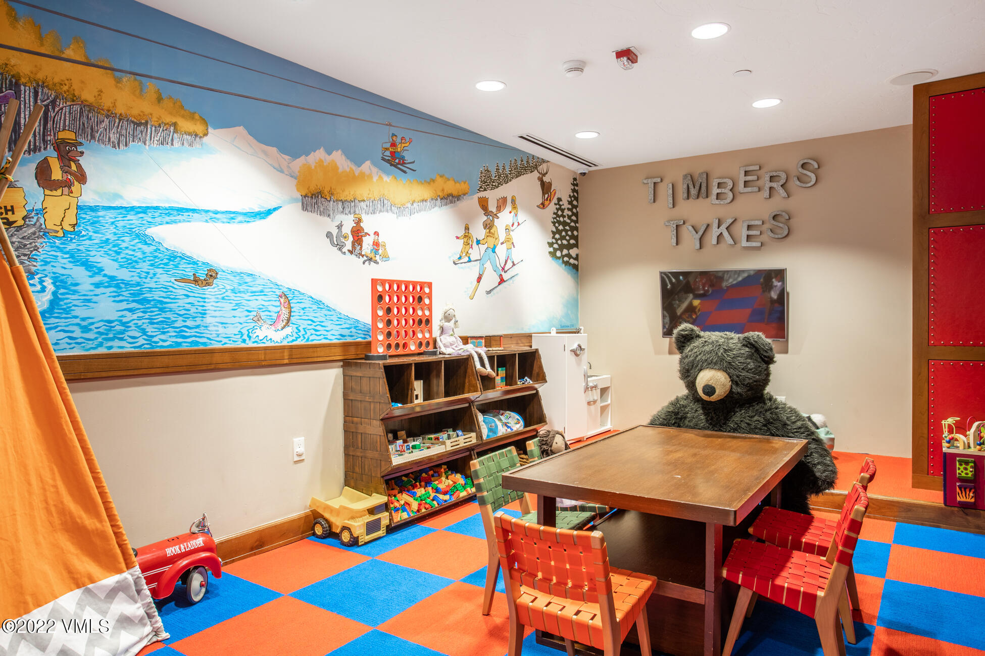 100 Bachelor Ridge Road 3308