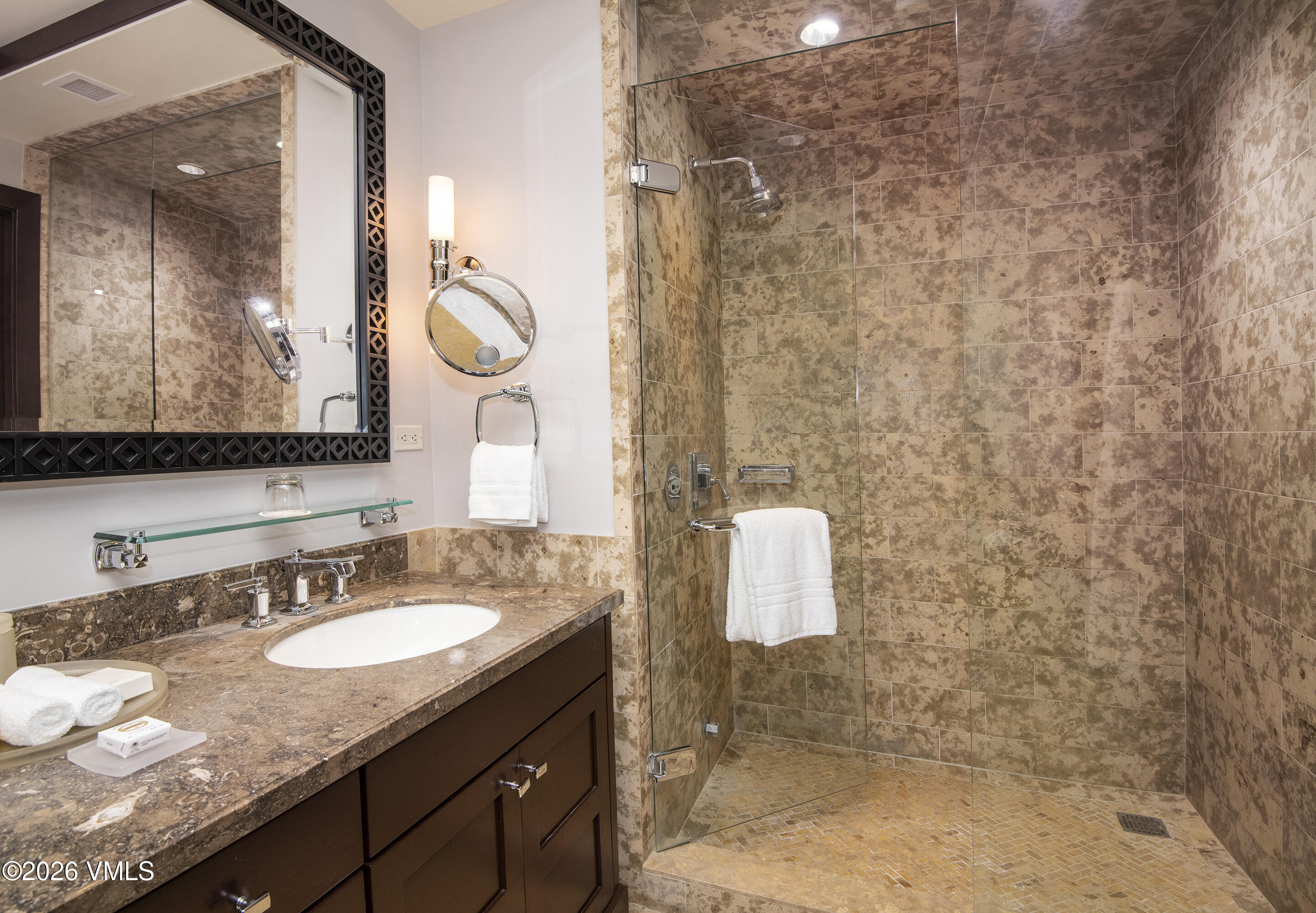 1 Vail Road Unit: 7105L