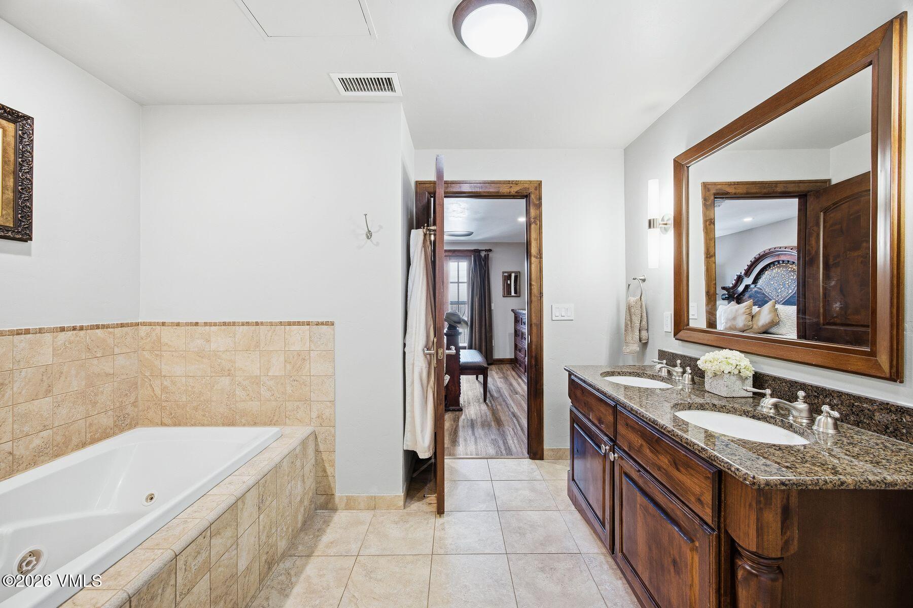 38390 Hwy 6 402