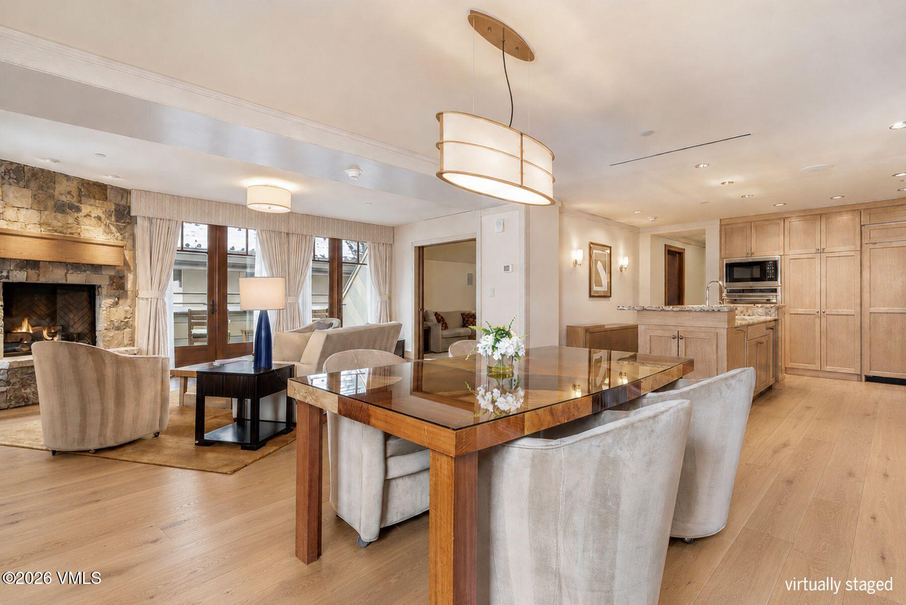 "Resolution" | Four Seasons Private Residence #9204