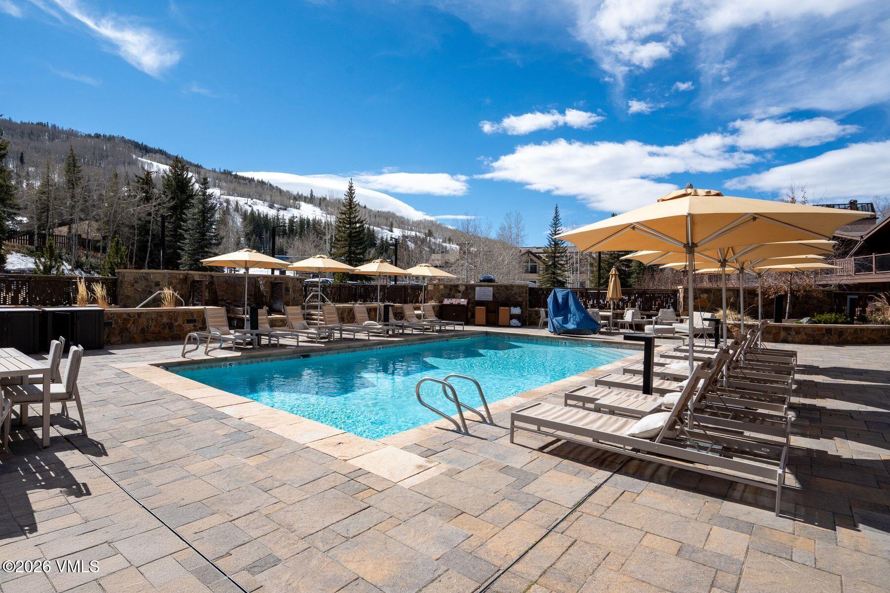 595 Vail Valley Drive Unit: 385